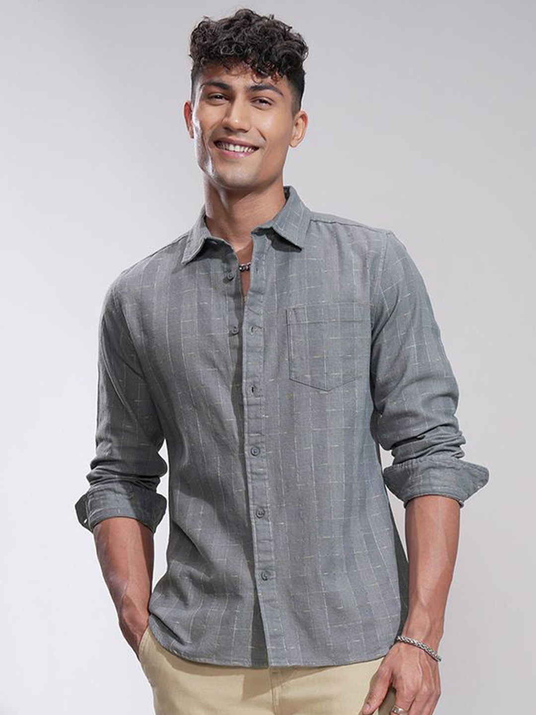 

HIGHLANDER Men Comfort Slim Fit Opaque Casual Shirt, Grey