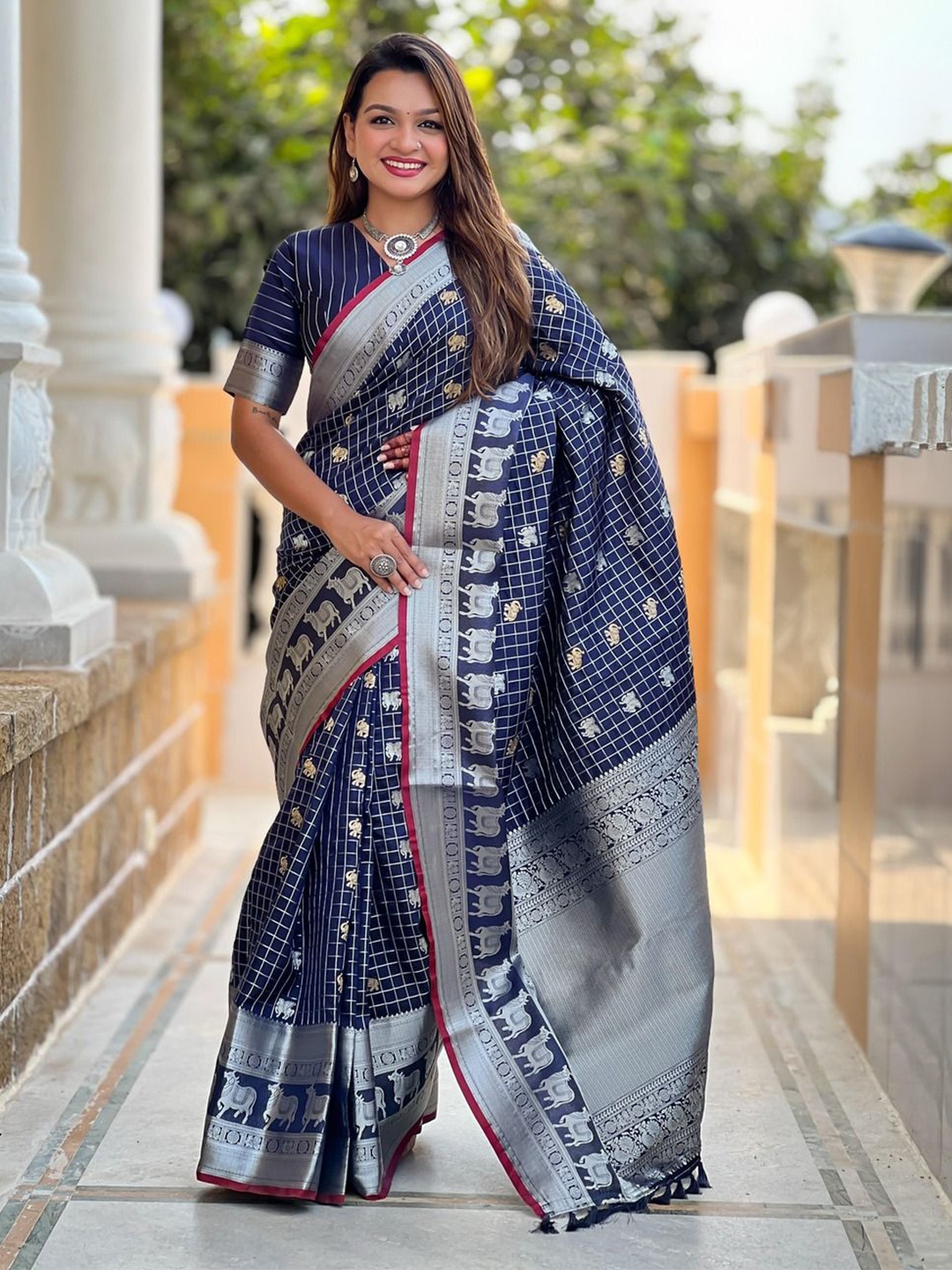 

Anouk Woven Design Zari Silk Blend Saree, Navy blue