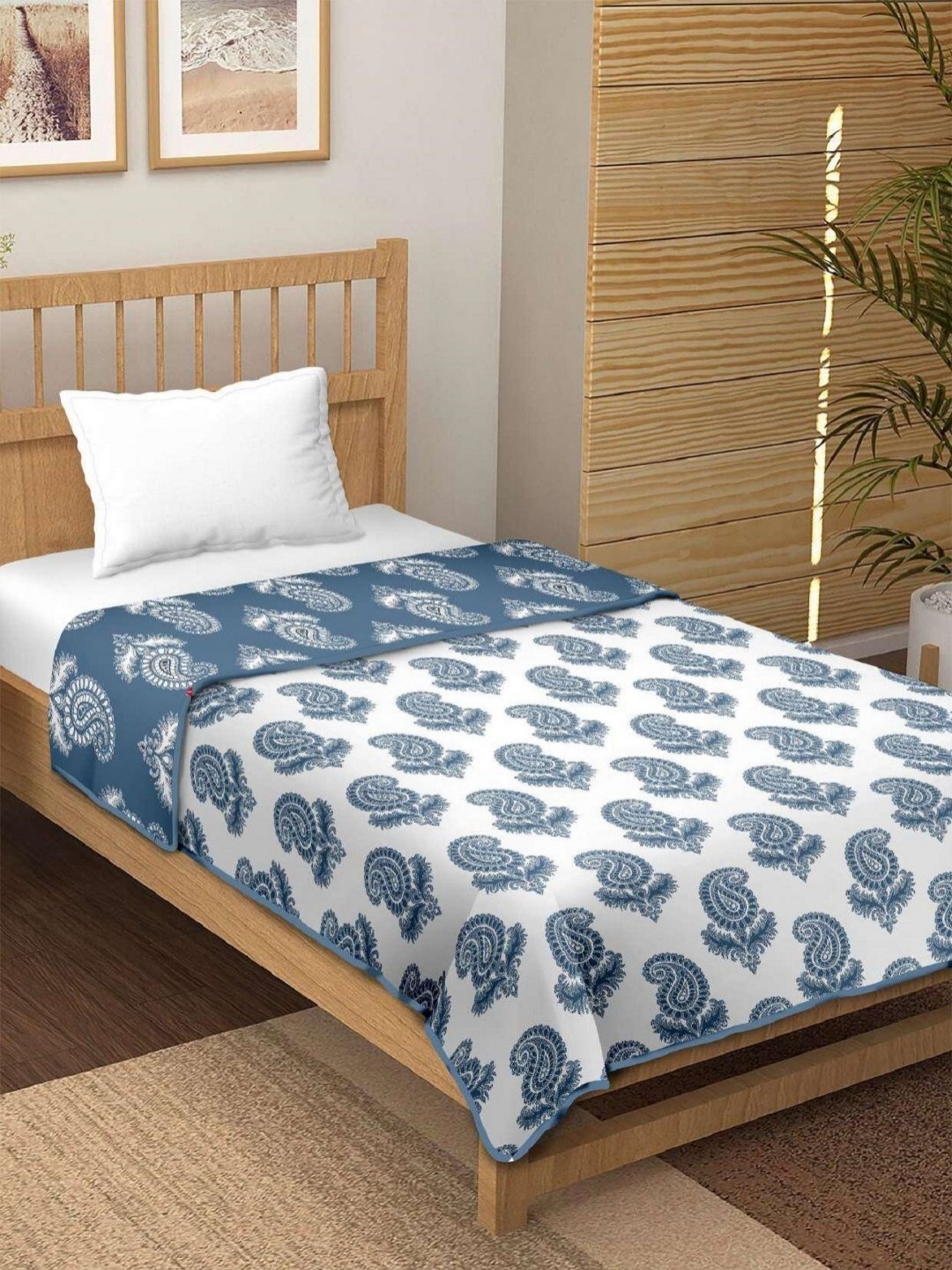 

CHICERY Blue & White Floral Printed AC Room 210 GSM Cotton Double Bed Dohar