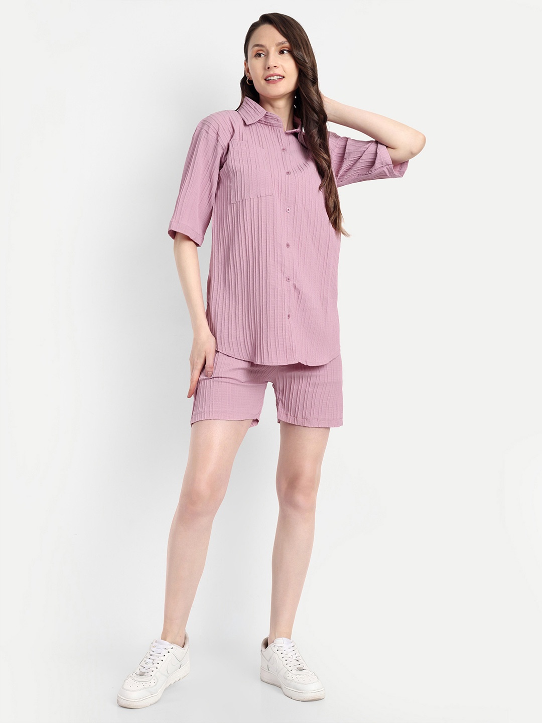 

HAUTEMODA Shirt Collar Shirt With Shorts, Lavender