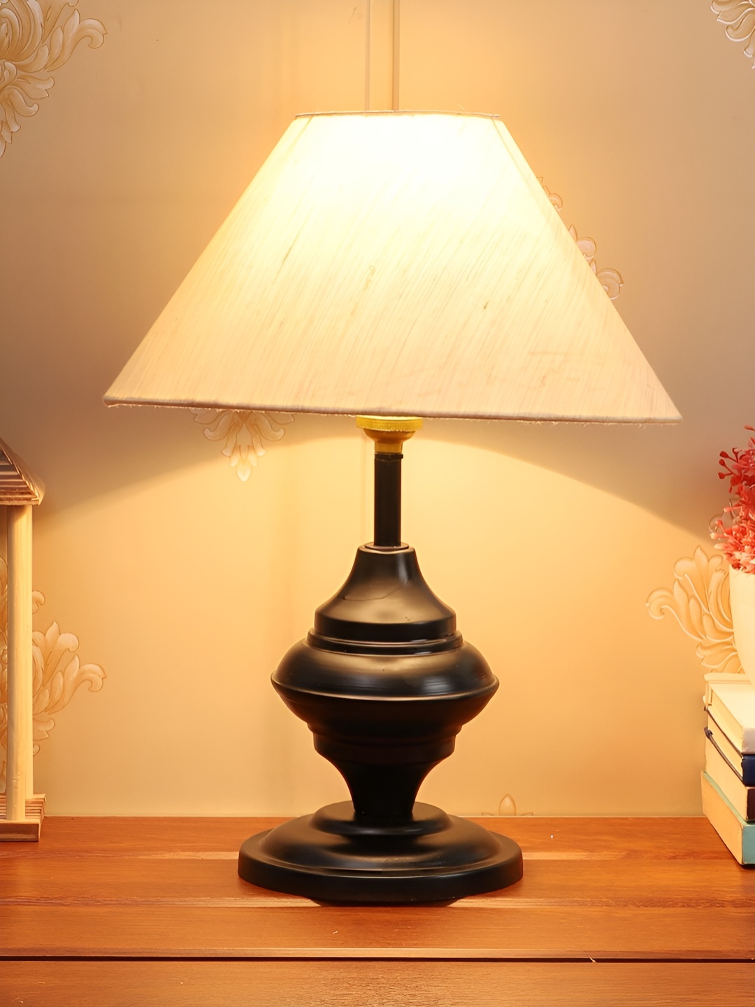 

BrightDaisy Beige & Black Frusturical Shape Table Lamp