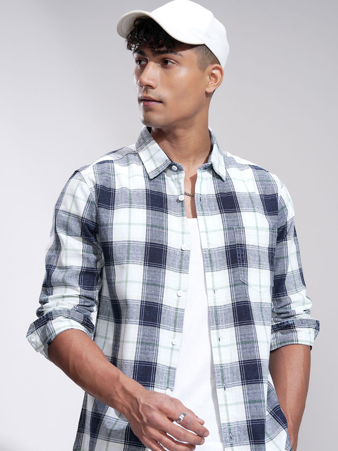 

HIGHLANDER Men Comfort Slim Fit Opaque Checked Casual Shirt, Blue