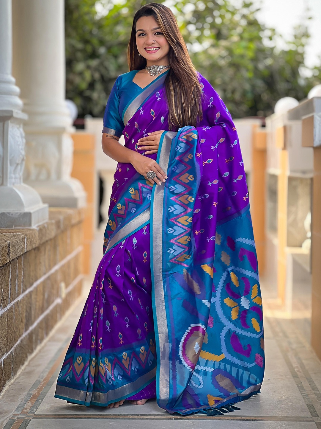 

Anouk Woven Design Zari Silk Blend Saree, Purple