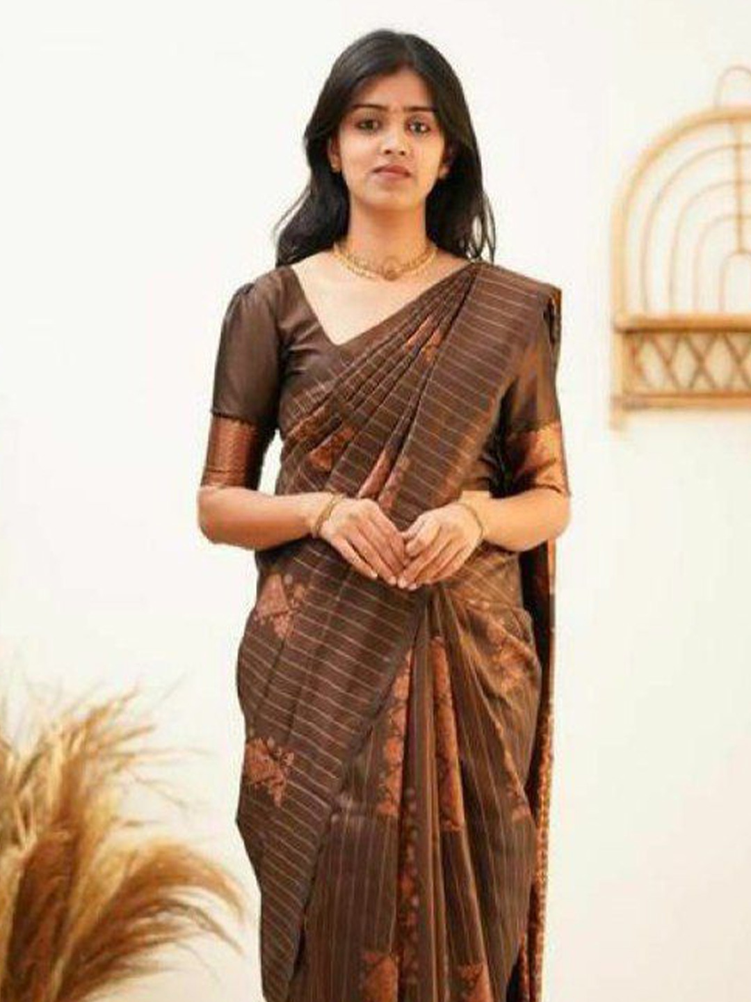 

Rujave Woven Design Kanjeevaram Saree, Brown