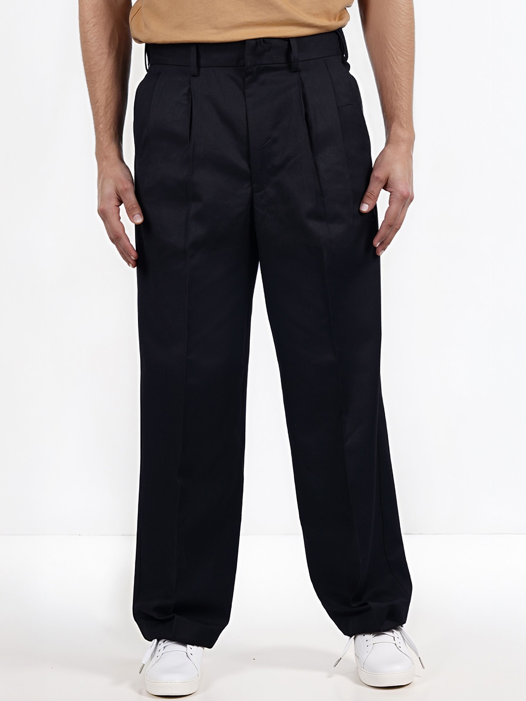 

Celio Men Loose Fit Easy Wash Chinos Trousers, Black