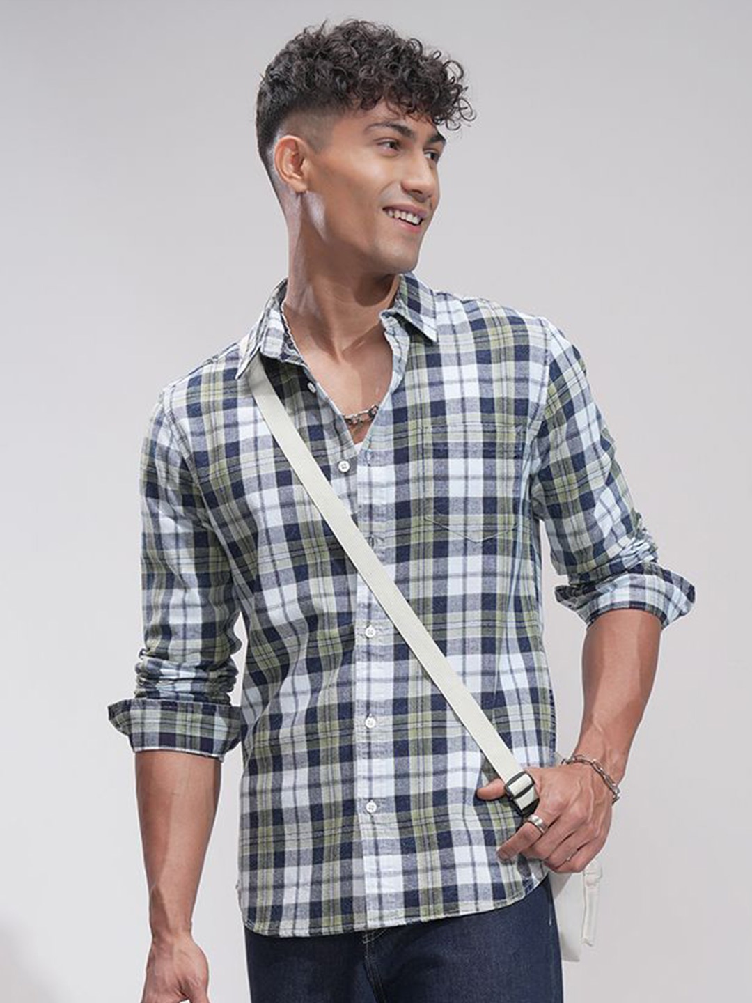 

HIGHLANDER Men Comfort Slim Fit Opaque Checked Casual Shirt, Green