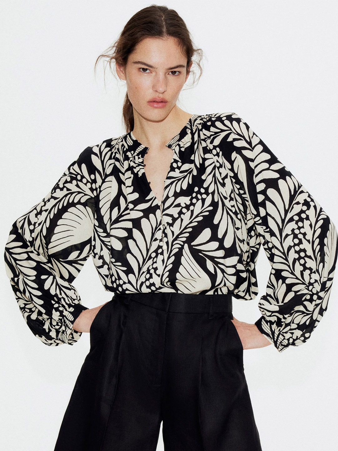 

H&M Band-Collar Blouse, Black