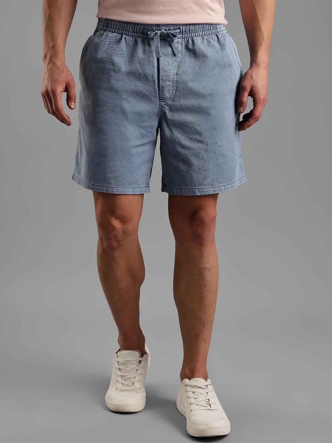 

Tommy Hilfiger Men Mid-Rise Above Knee Regular Fit Shorts, Blue