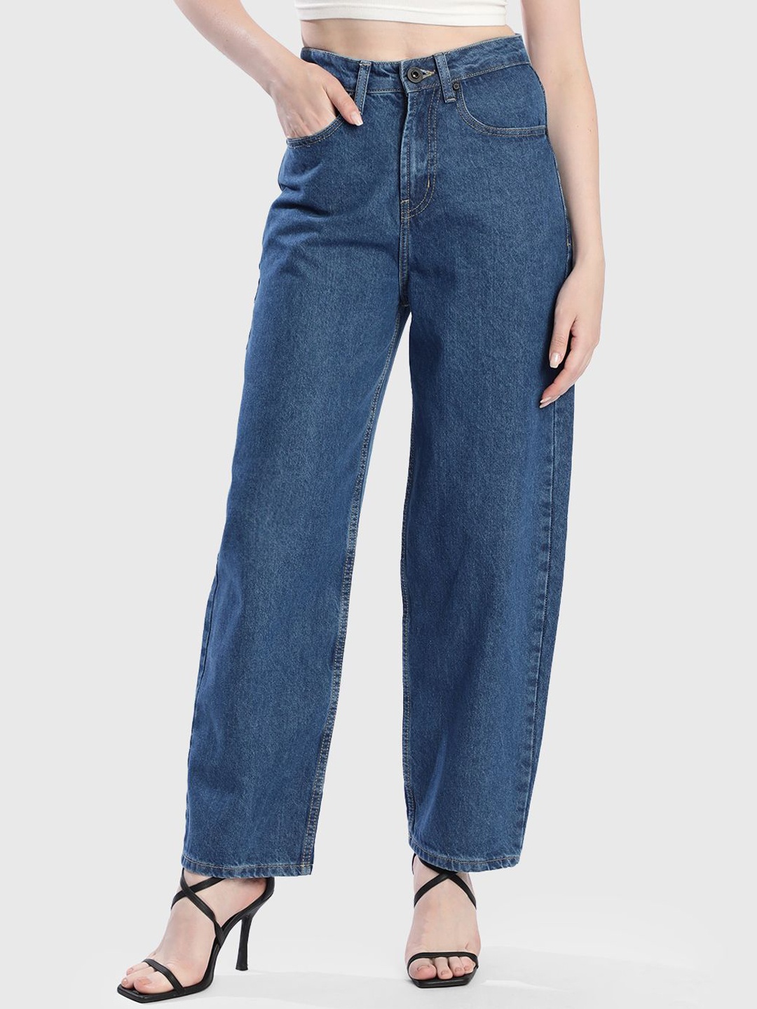 

The Roadster Lifestyle Co. Women Cotton Loose Balloon Fit Jeans, Blue