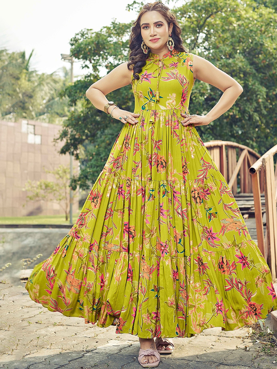 

Chandbaali Floral Printed Fit & Flare Maxi Gown Dress, Fluorescent green