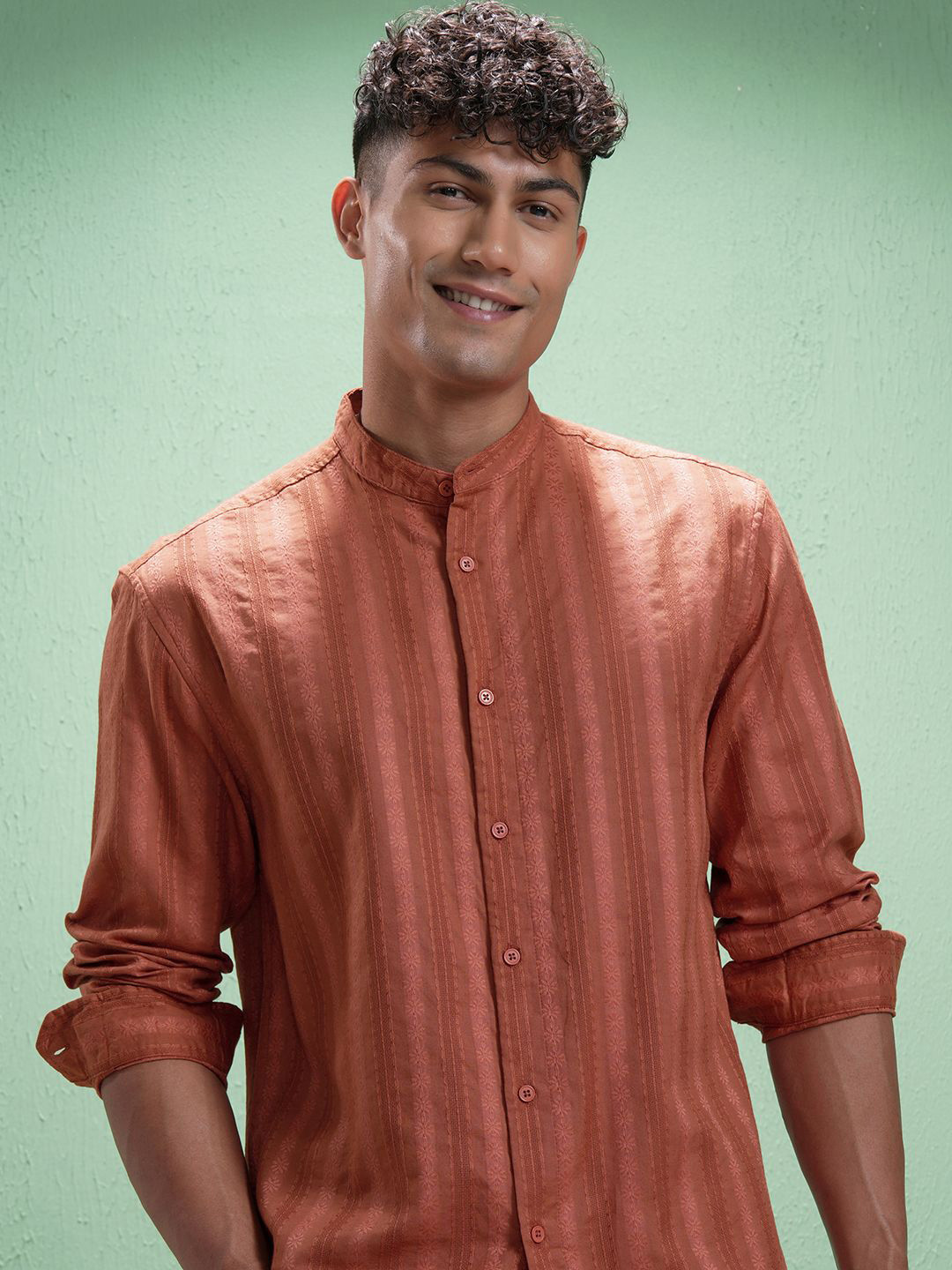 

HIGHLANDER Men Comfort Opaque Striped Casual Shirt, Orange