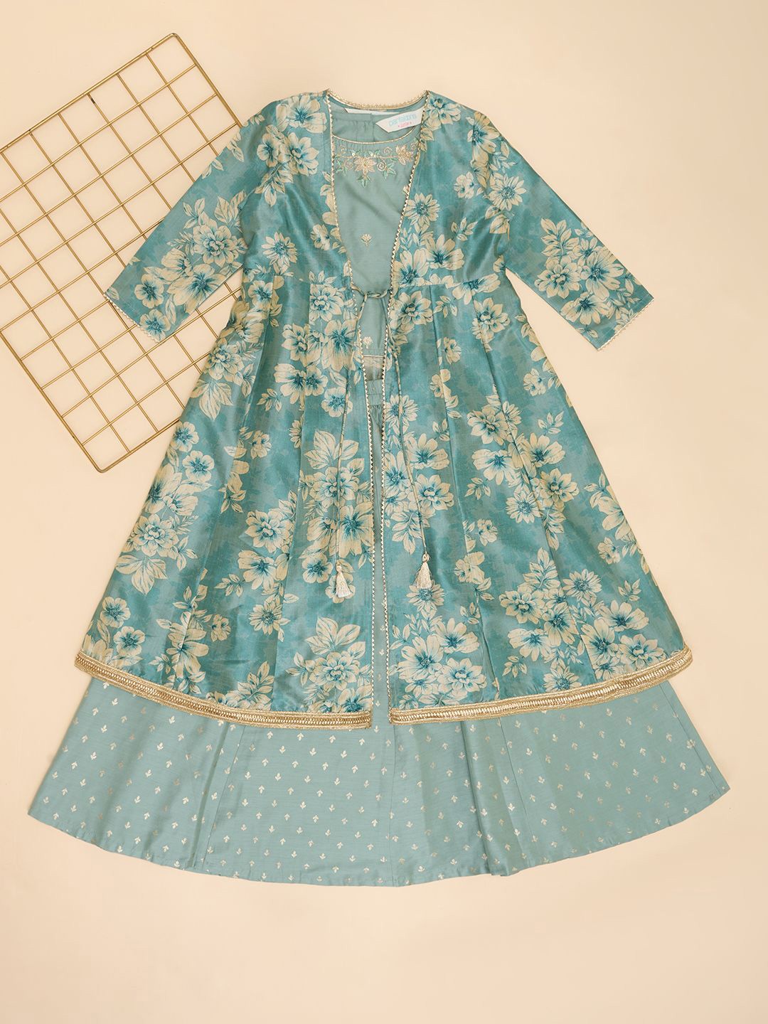 

AKKRITI BY PANTALOONS Girls Printed Ready to Wear Lehenga &, Blue