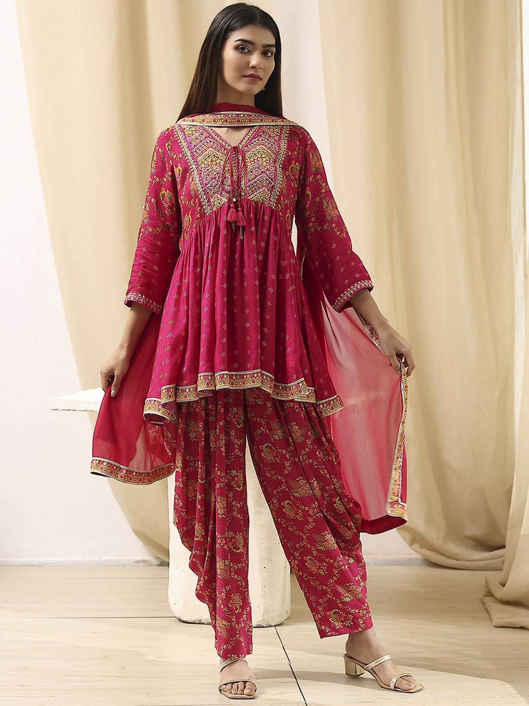 

Biba Floral Embroidered Empire Tie-Up Neck Anarkali Kurti With Dhoti Pants & Dupatta, Fuchsia