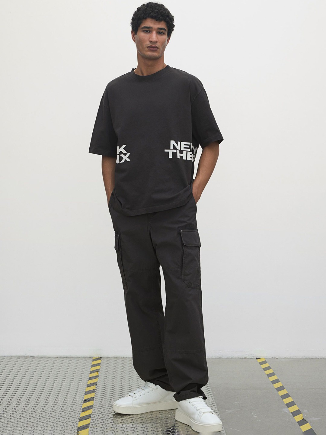 

H&M Relaxed Fit Cargo Trousers, Grey