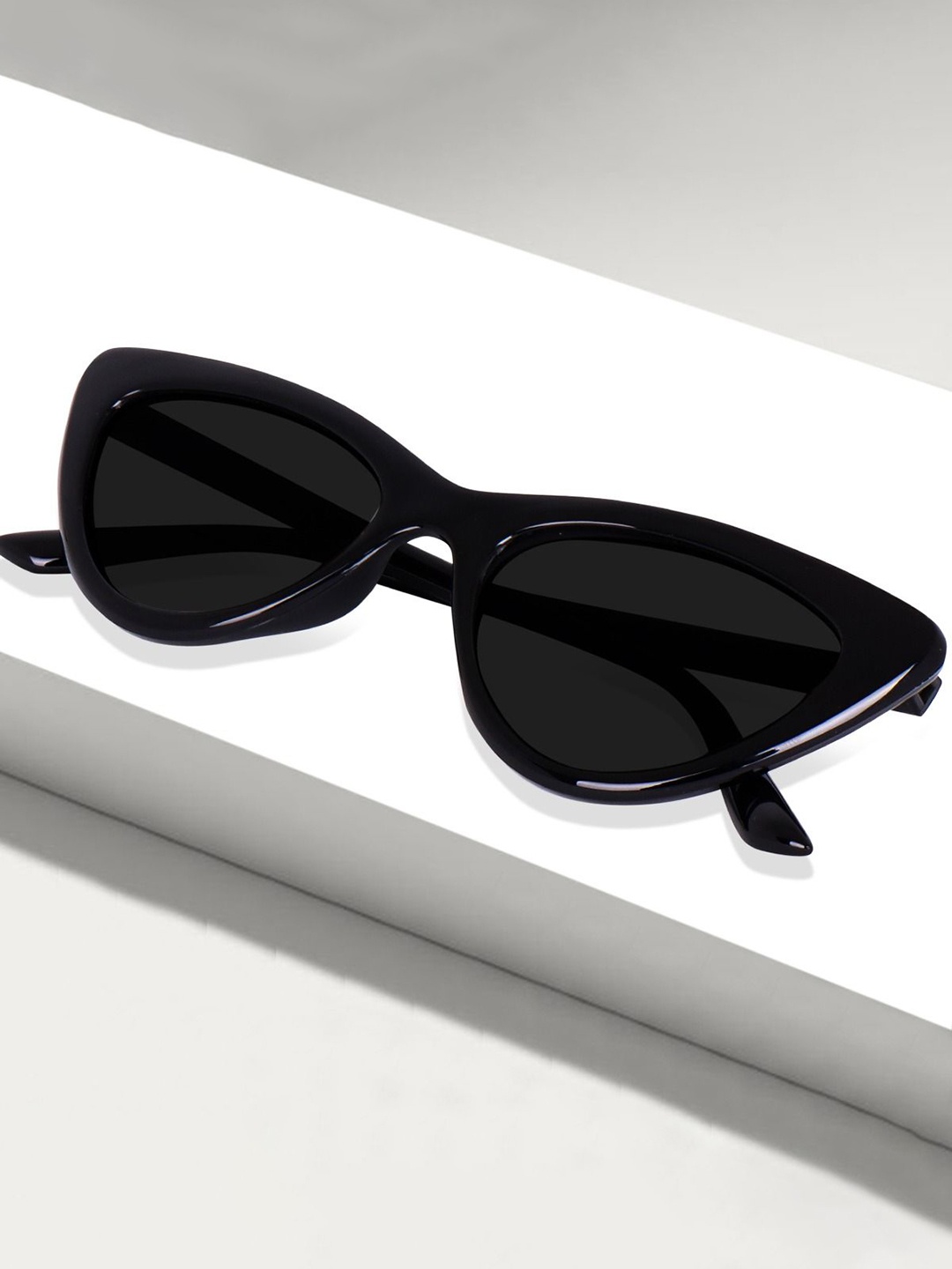 

FUNGLASSES Unisex Cateye Sunglasses with UV Protected Lens CATEYE LOCAL BLK, Black