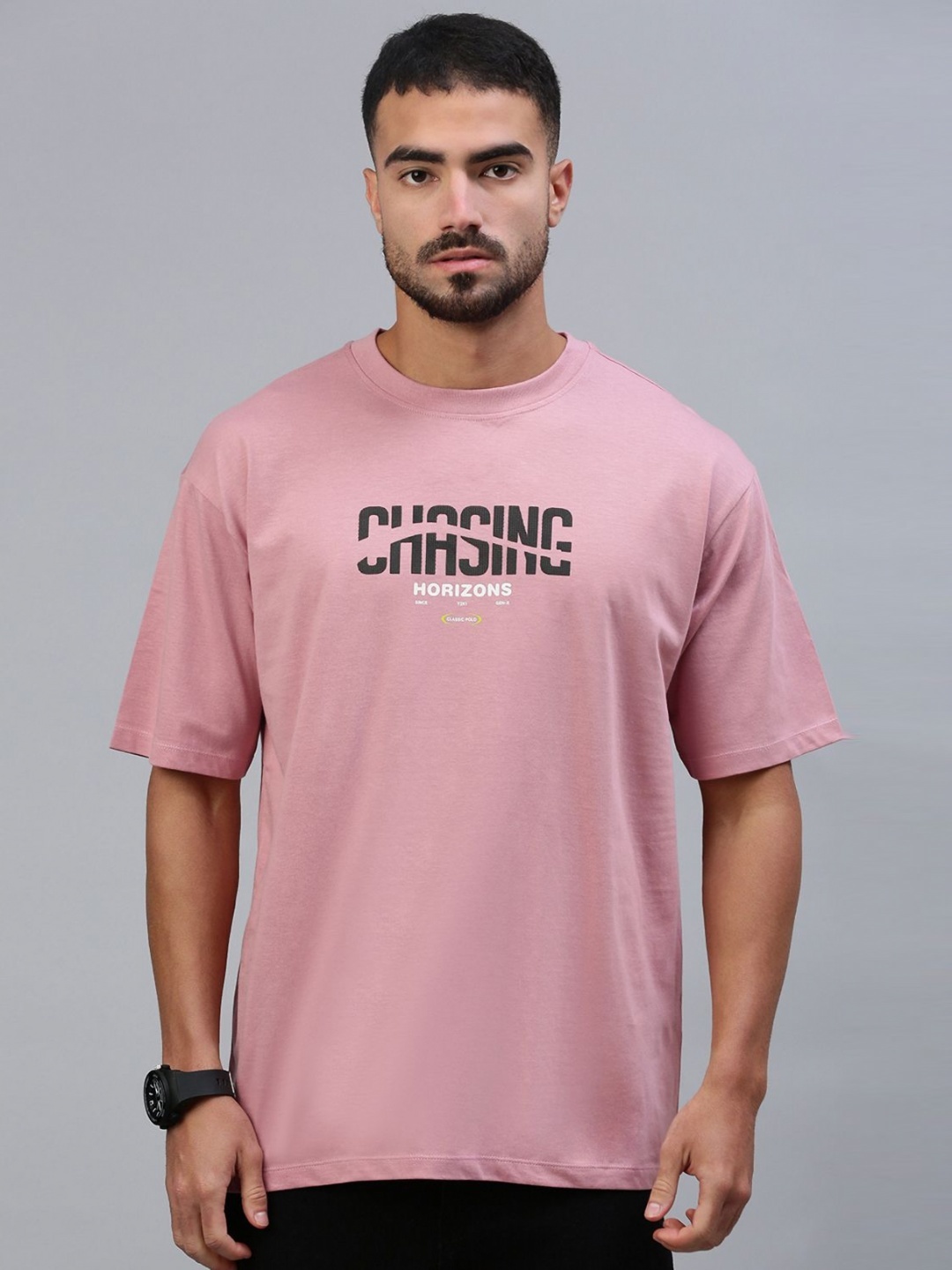

Classic Polo Men Typography Printed Pockets T-shirt, Pink