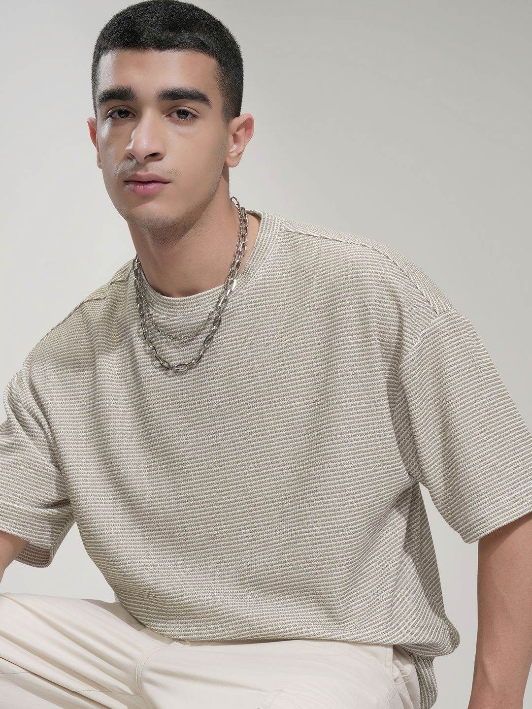 

HIGHLANDER Men Drop-Shoulder Sleeves T-shirt, Brown