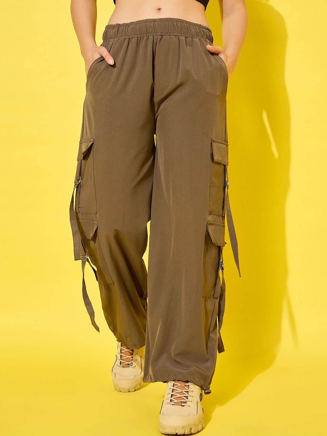 

DIMPY GARMENTS Women Relaxed Loose Fit High-Rise Cargos Trousers, Brown