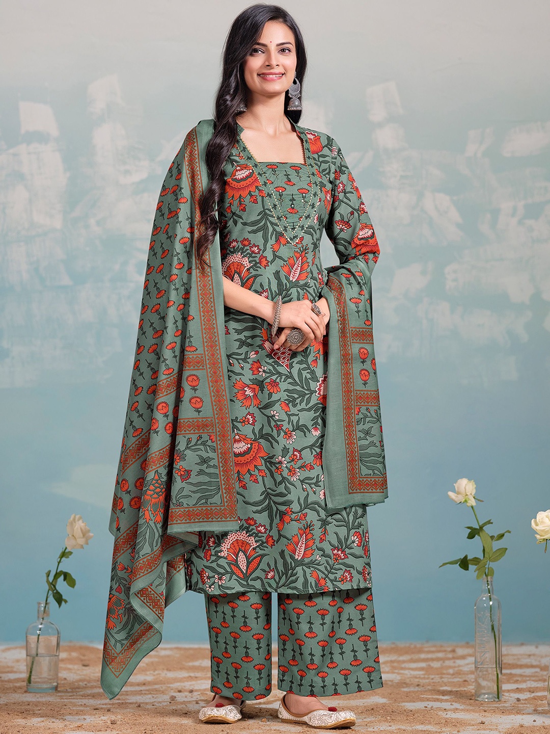 

MOJILAA Floral Printed Sequinned Straight Kurta with Palazzos & Dupatta, Green