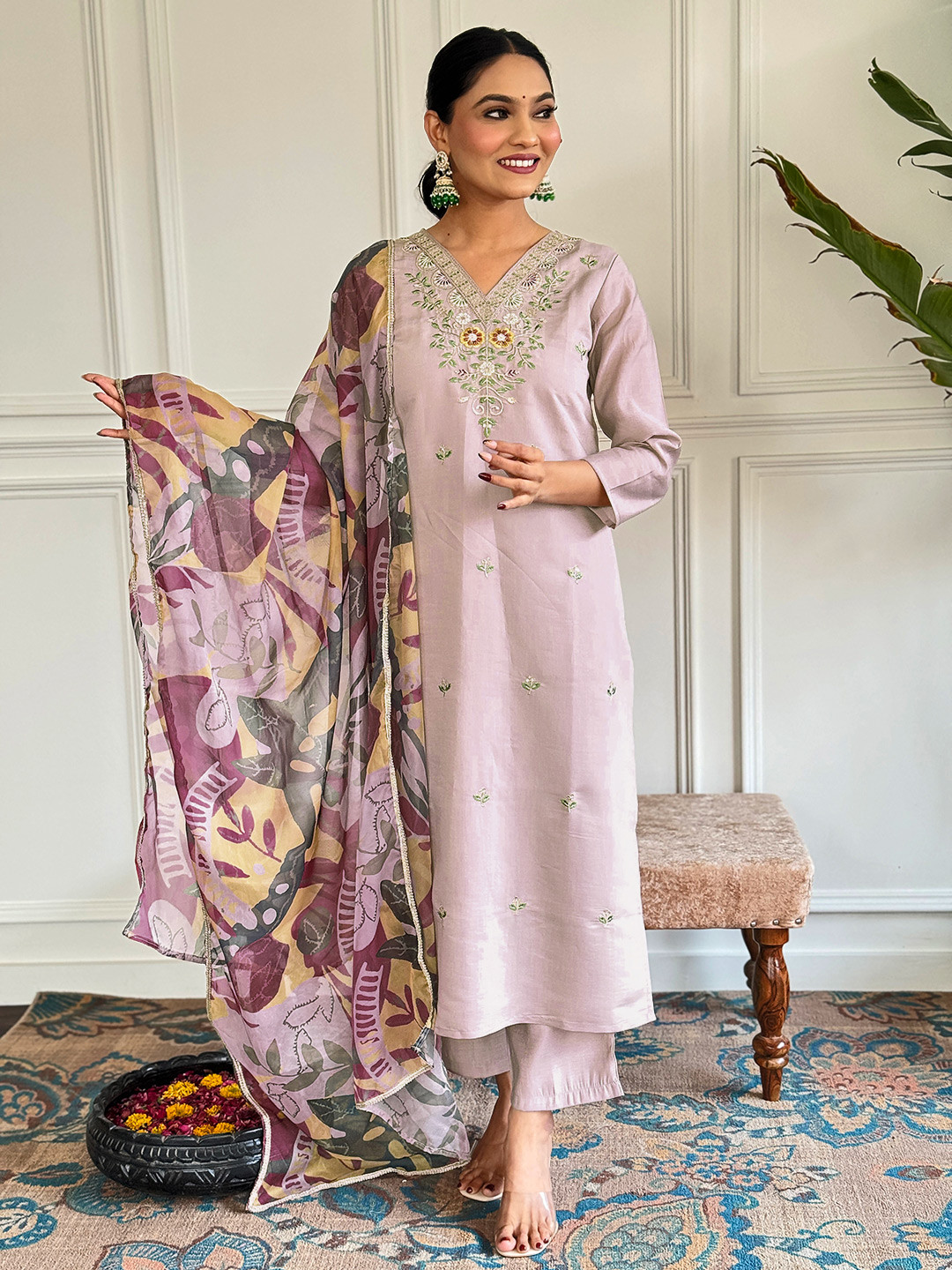 

Shatanuvart Export Floral Embroidered V-Neck Chanderi Straight Kurta & Trouser & Dupatta, Mauve