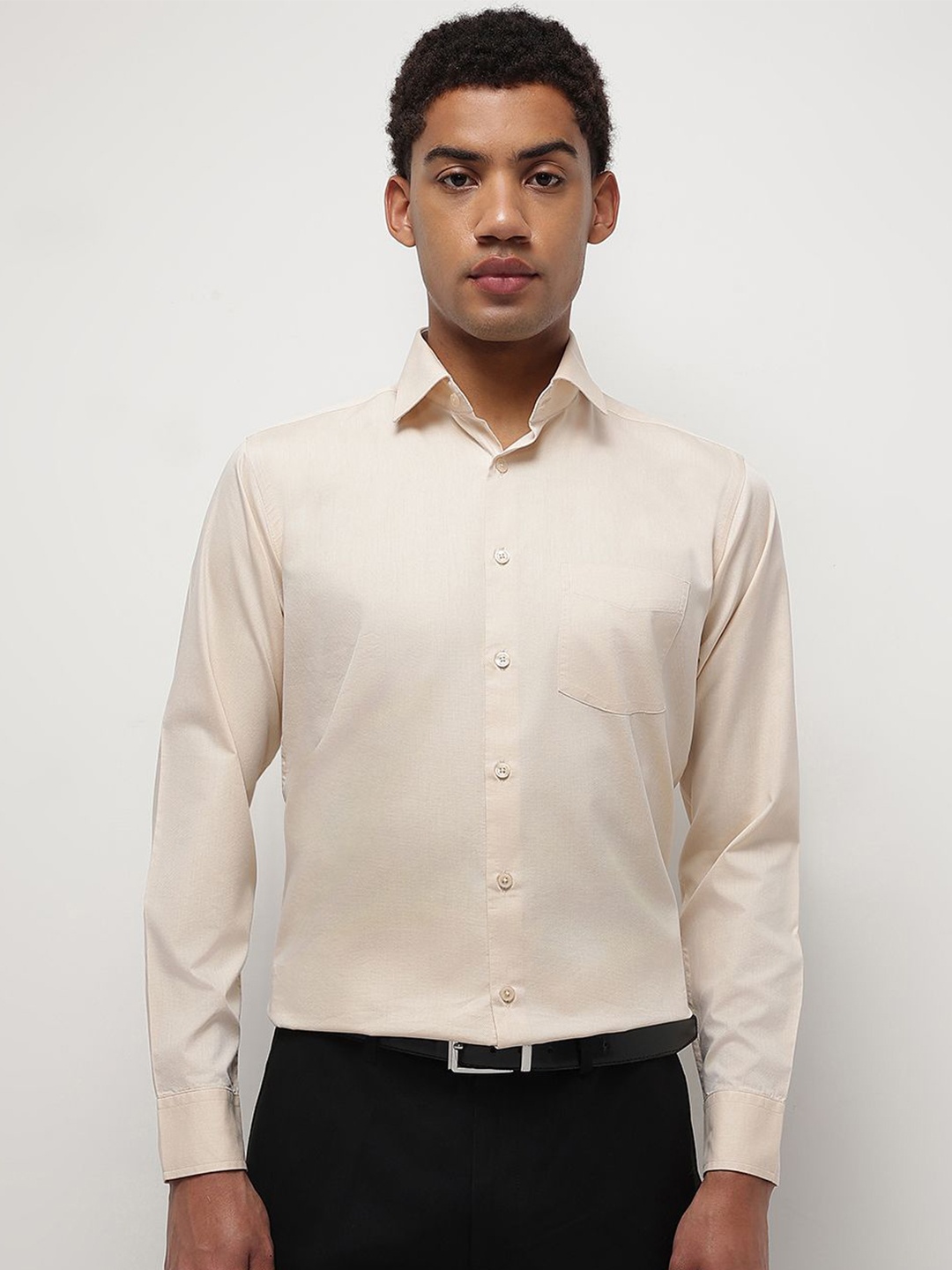 

Richlook Men Comfort Opaque Casual Shirt, Na
