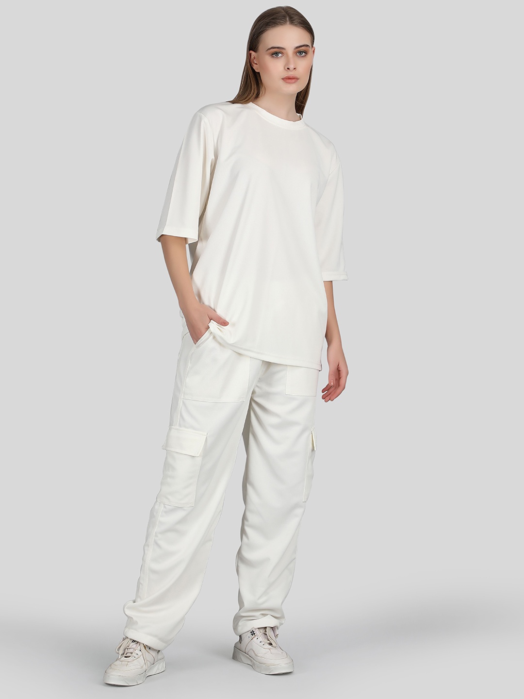 

Raxedo Summer Oversized T-Shirt With Track Pants Co-ords Set, Off white
