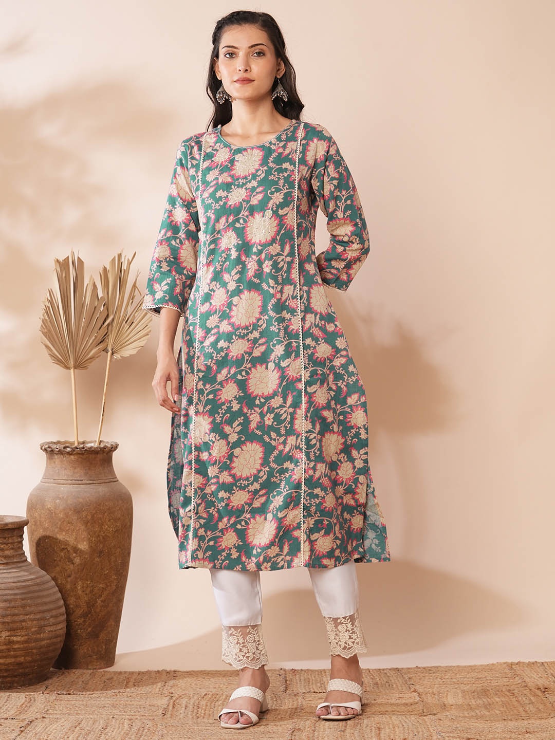 

FASHOR Floral Printed Pure Cotton Round Neck Panelled Straight Kurta, Teal