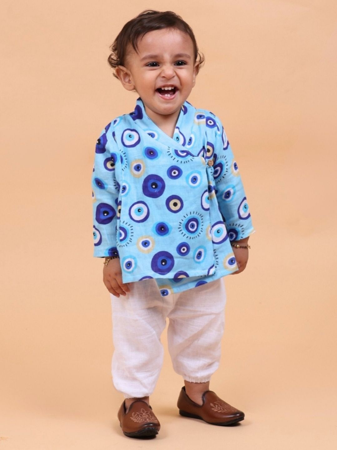 

MAMA AND PEACHES Unisex Quirky Printed V-Neck Angrakha Pure Cotton Kurti With Pyjamas, Blue