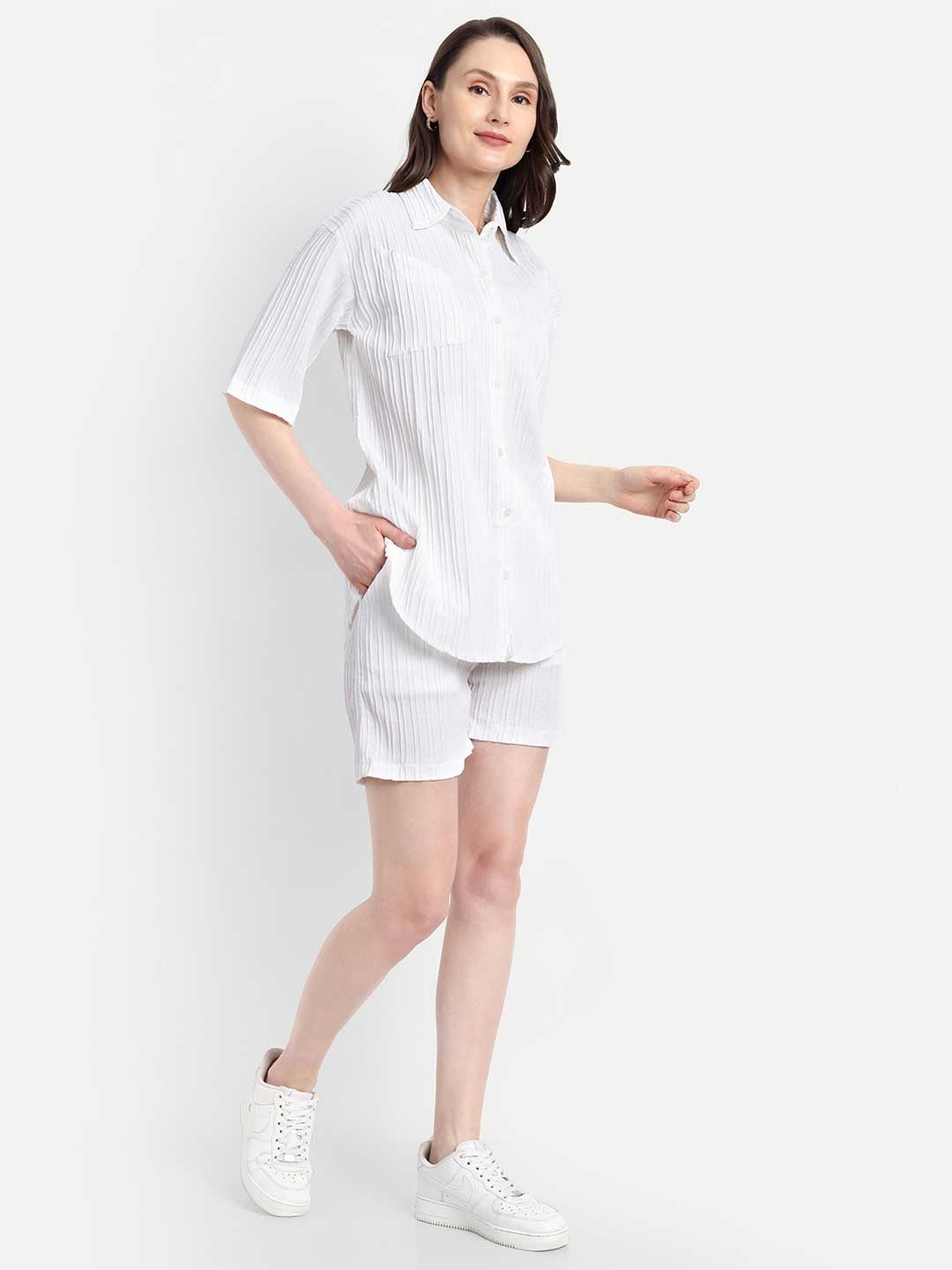 

HAUTEMODA Self Design Shirt With Shorts, White