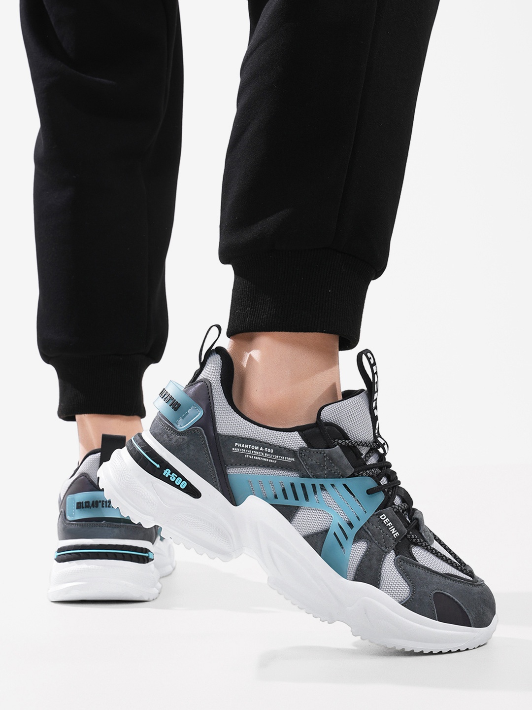 

Nickron Men Colourblocked Sneakers, Grey