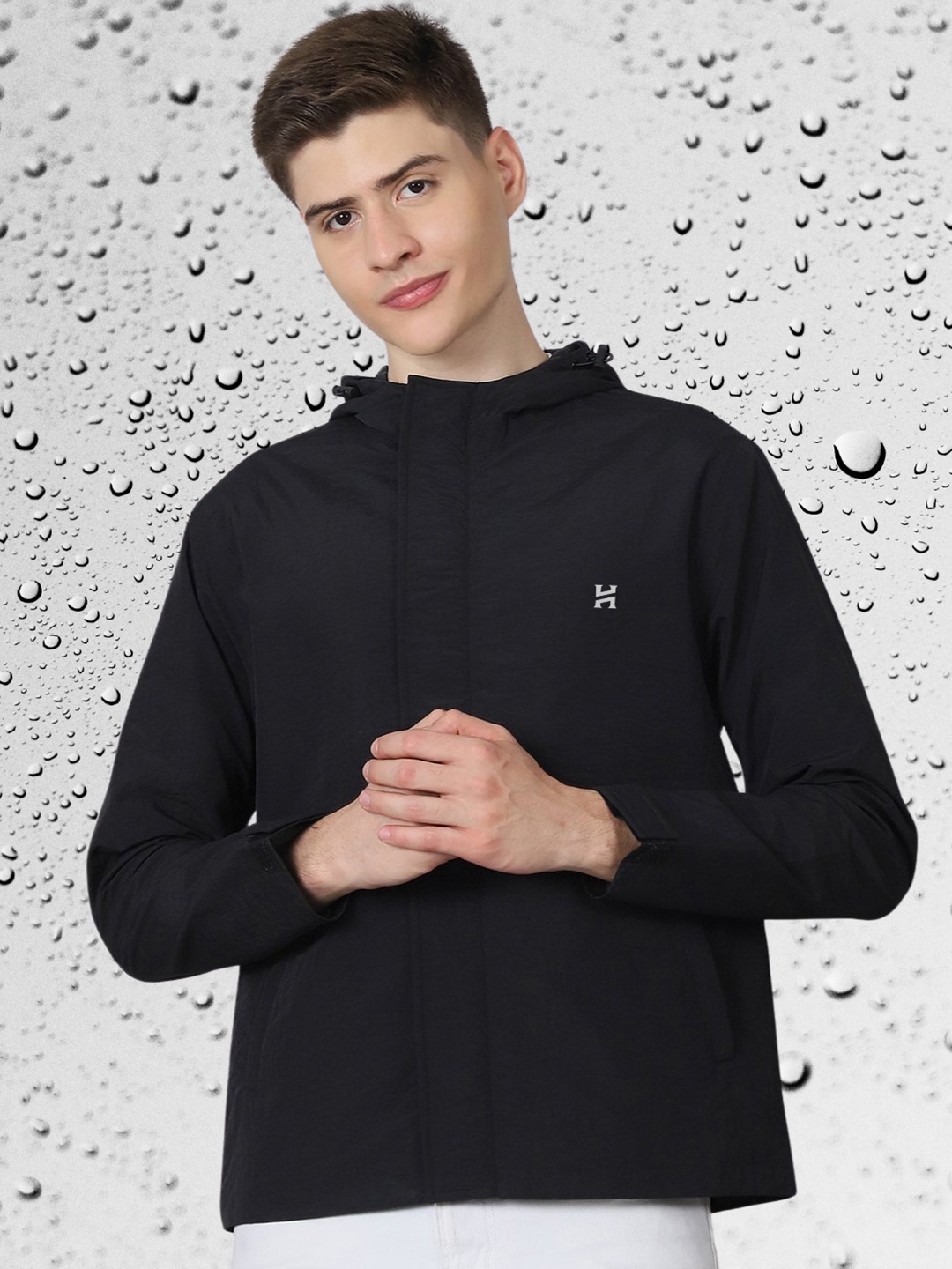 

HOUSE OF VEDAS Men Windcheater and Water Resistant Outdoor Sporty Jacket, Black