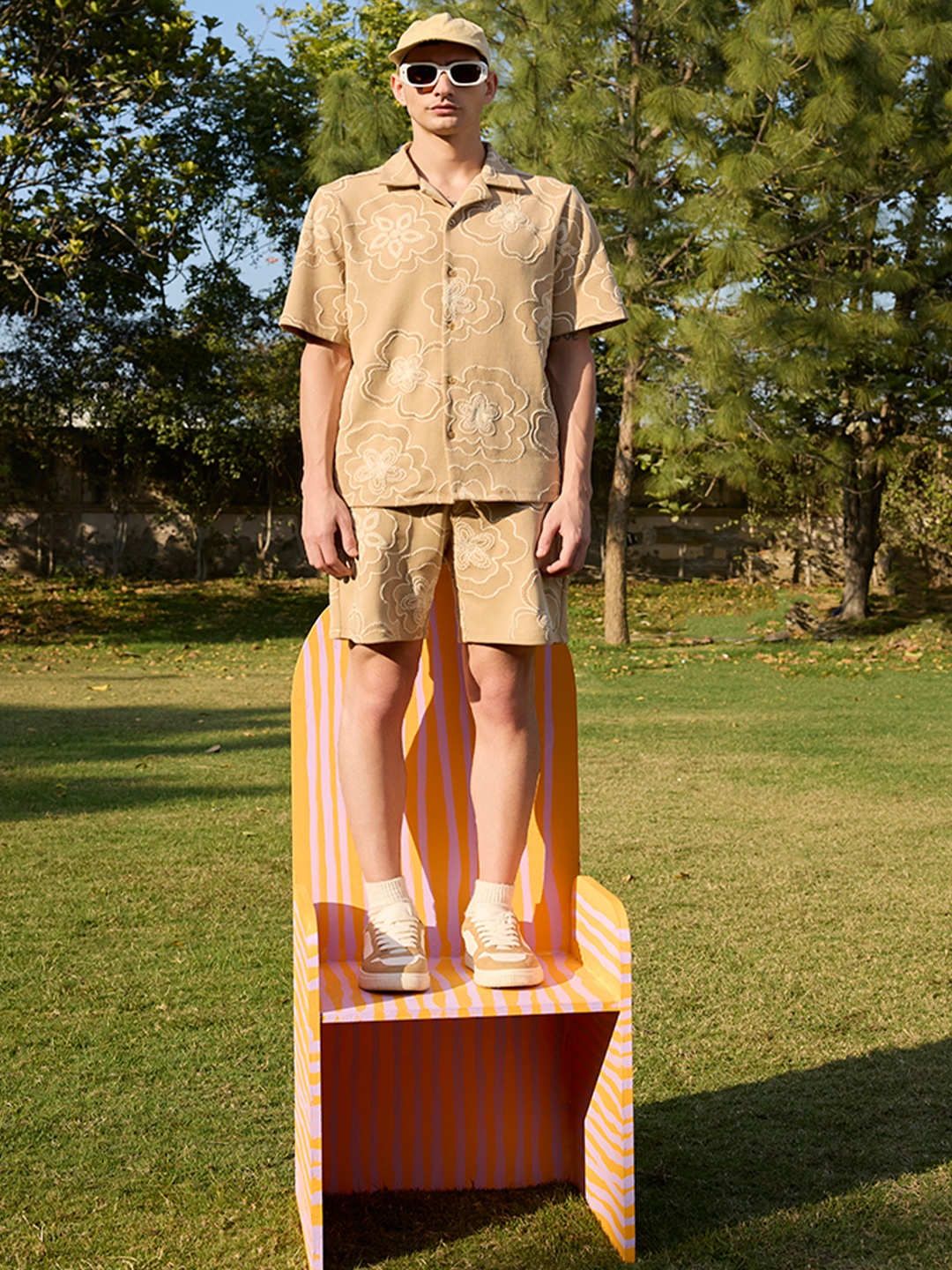 

Muvazo Self-Design Shirt & Shorts, Camel brown