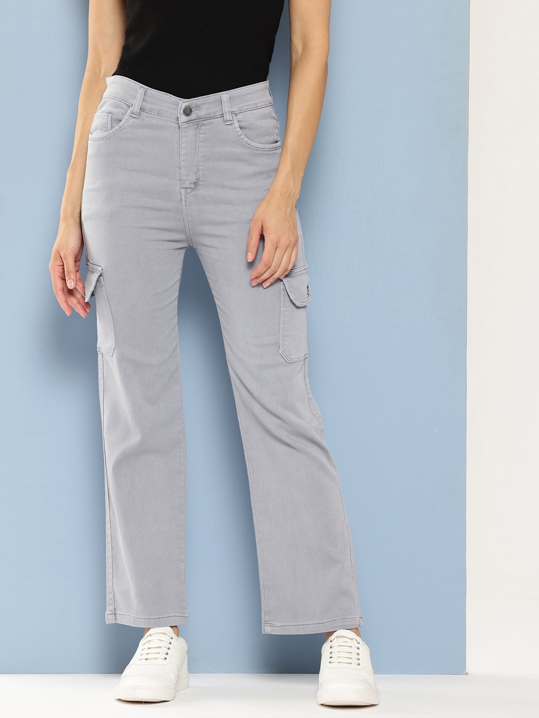 

CORSICA Women Mildly Distressed Jeans, Grey