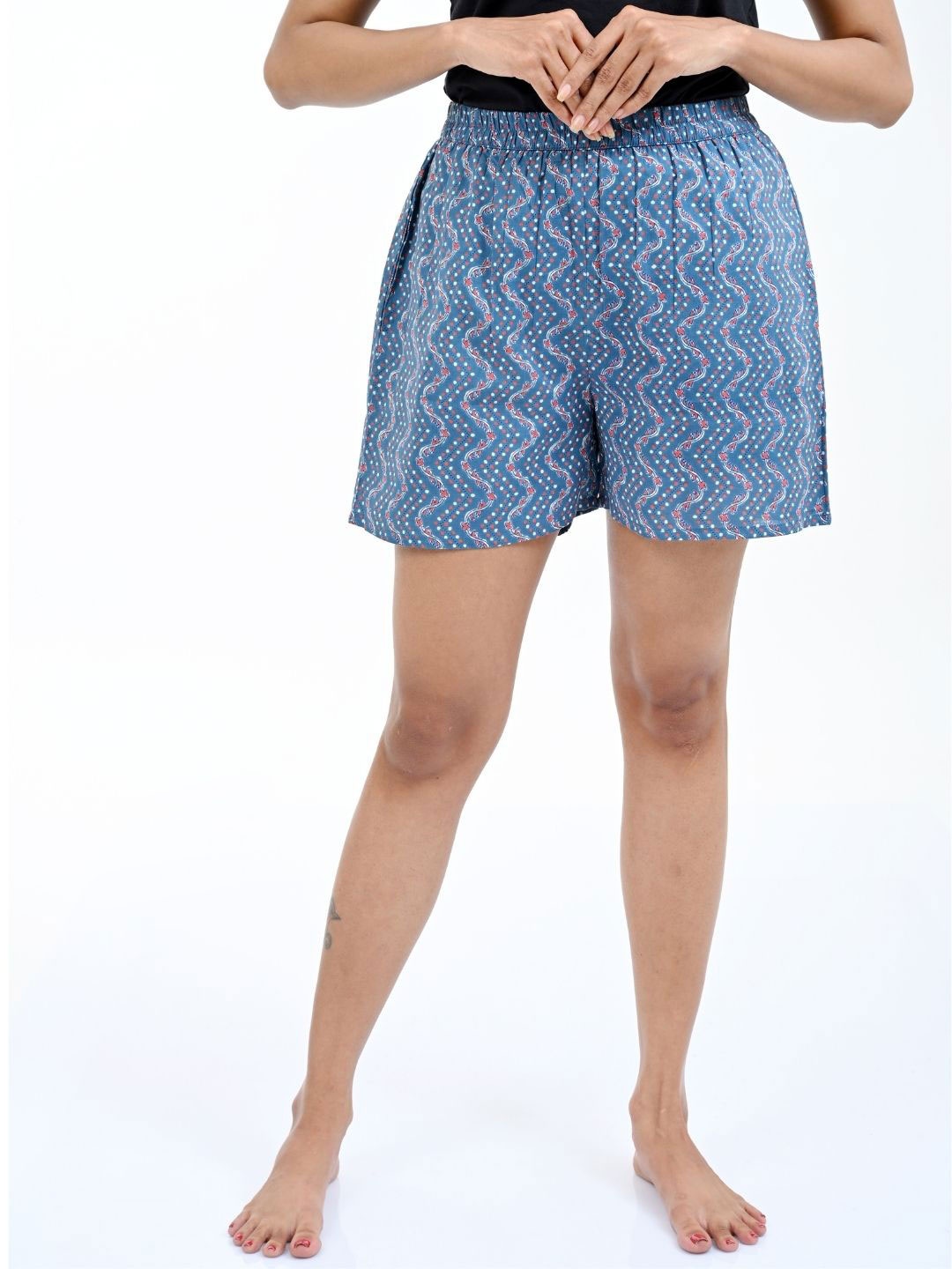 

30 Looks Women Printed Shorts, Blue