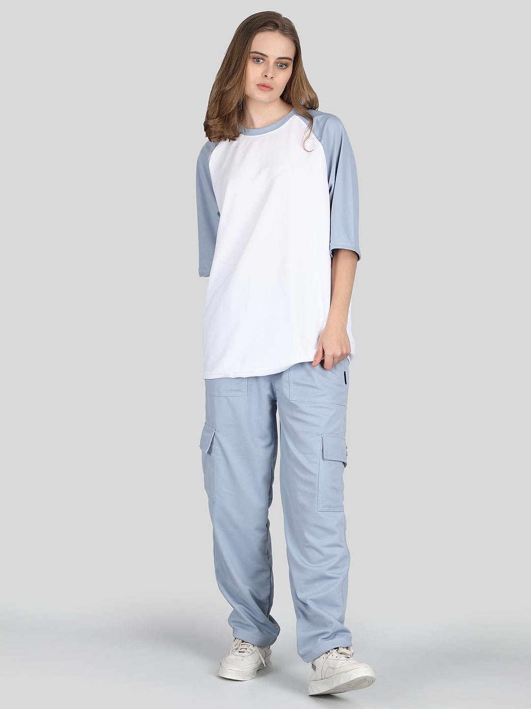 

Raxedo Raglan Oversized Airport Look Outfit Colourblocked T-Shirt & Cargo Jogger Pant, White