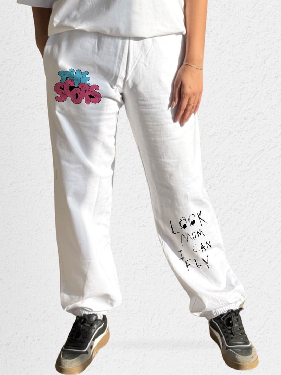 

TheBTclub Men Printed Joggers Trousers, Black