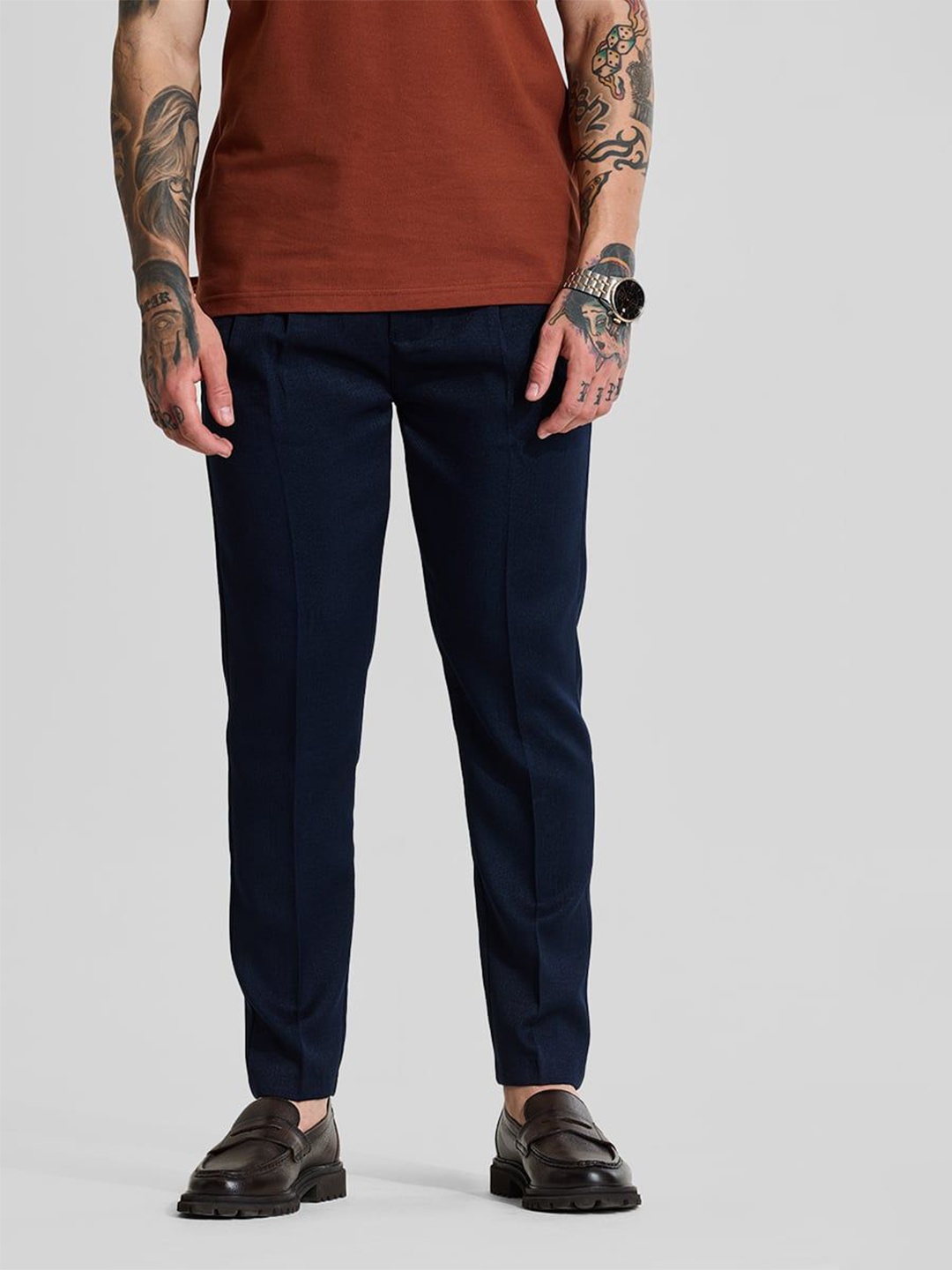 

Snitch Men Navy Relaxed Fit Trousers, Navy blue