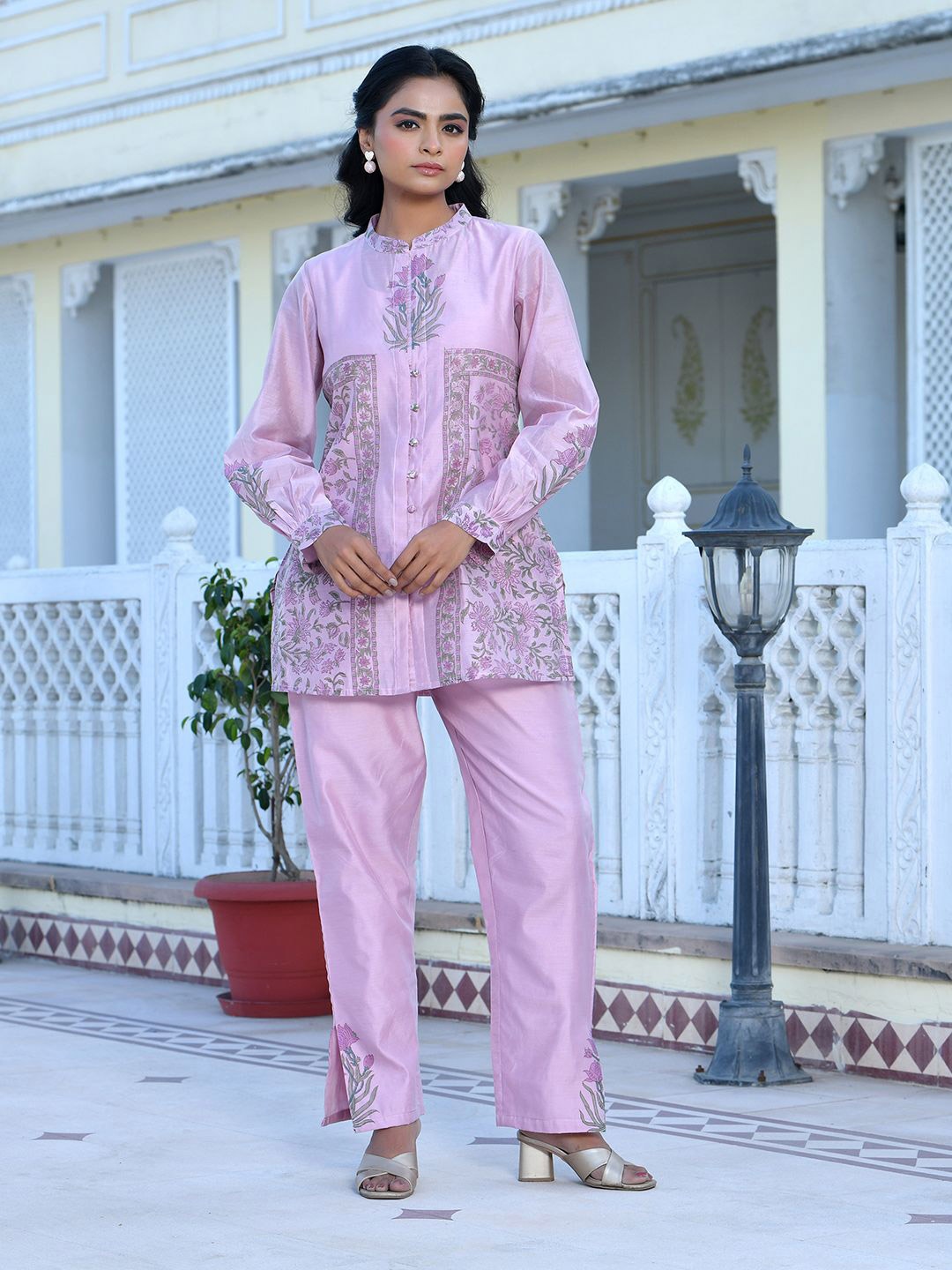 

VAASVA JAIPUR Block Printed Mandarin Collar Shirt & Trousers, Pink