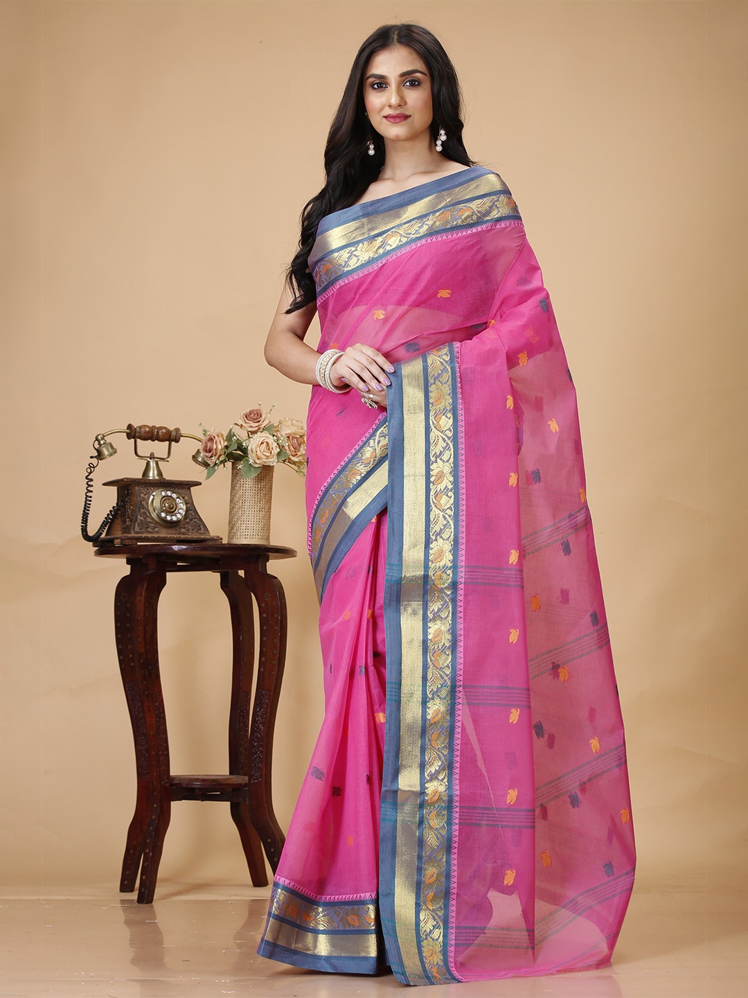 

SLAGHA Woven Design Zari Pure Cotton Taant Saree, Pink