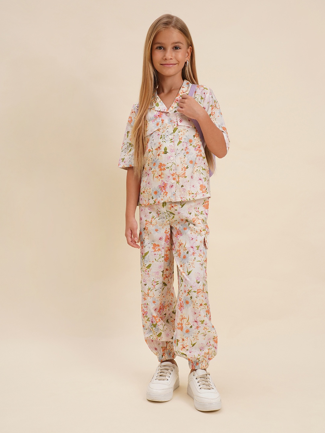 

Vero Moda Girls Floral Printed Joggers Trousers, Multi