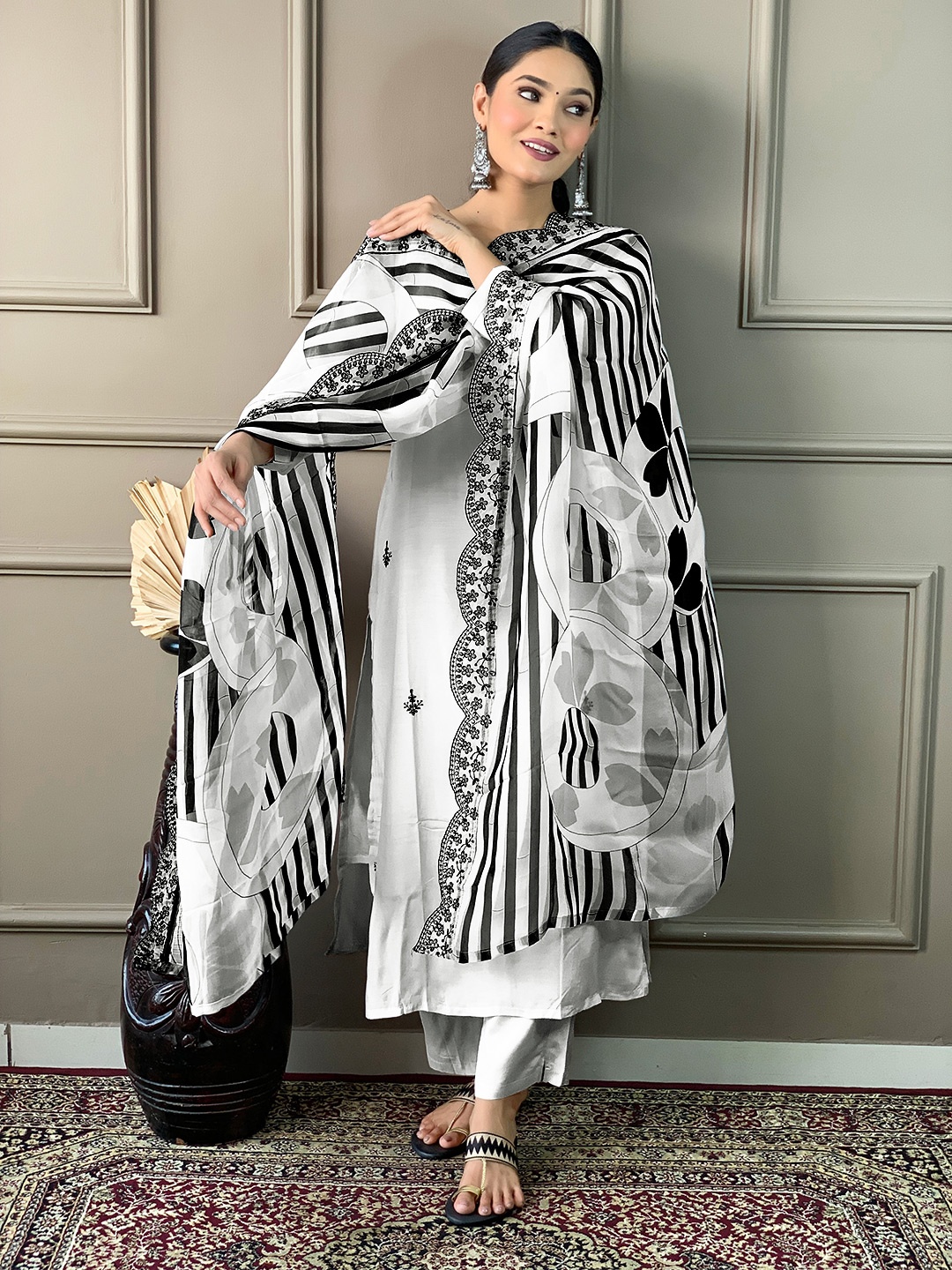 

TOOCHKI Ethnic Motifs Embroidered Chanderi Silk Straight Kurta with Palazzos & Dupatta, White
