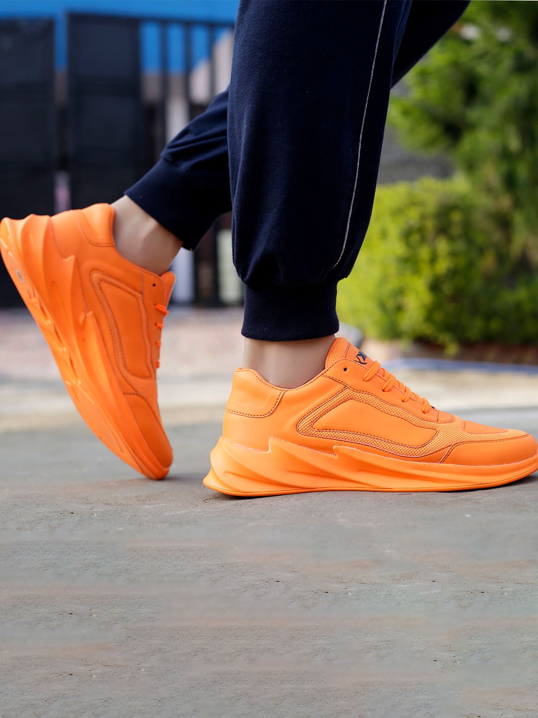 

riffway Men Sneakers, Orange