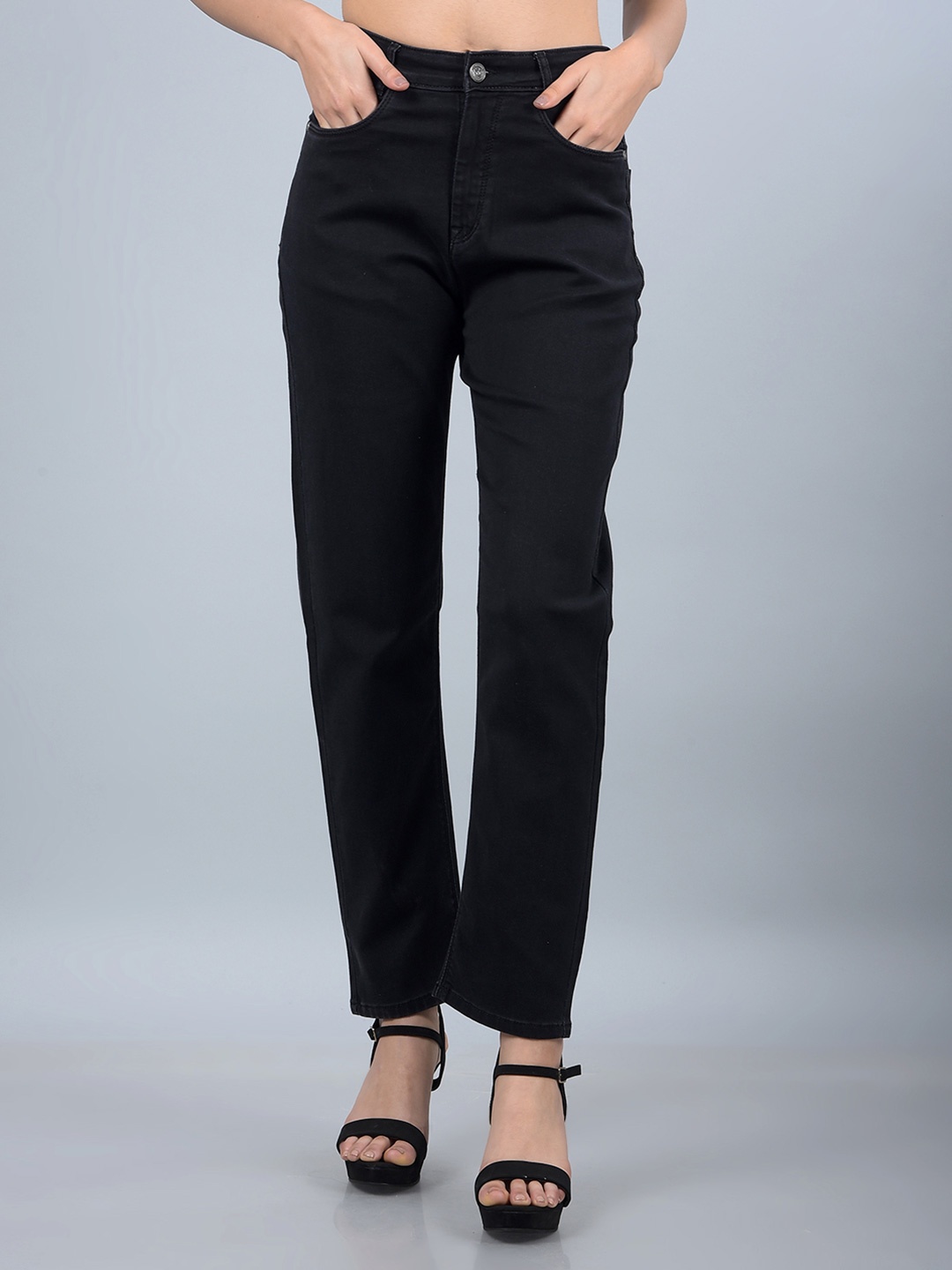 

Crimsoune Club Women Straight Fit Heavy Fade Stretchable Jeans, Grey