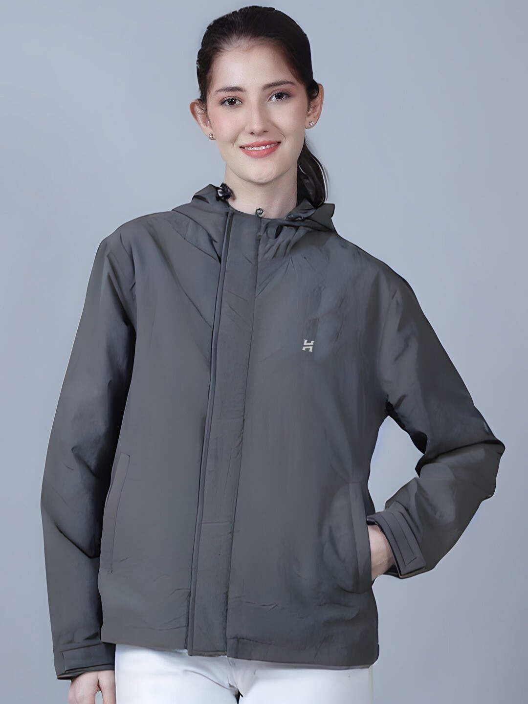 

HOUSE OF VEDAS Women Windcheater and Water Resistant Outdoor Sporty Jacket, Grey