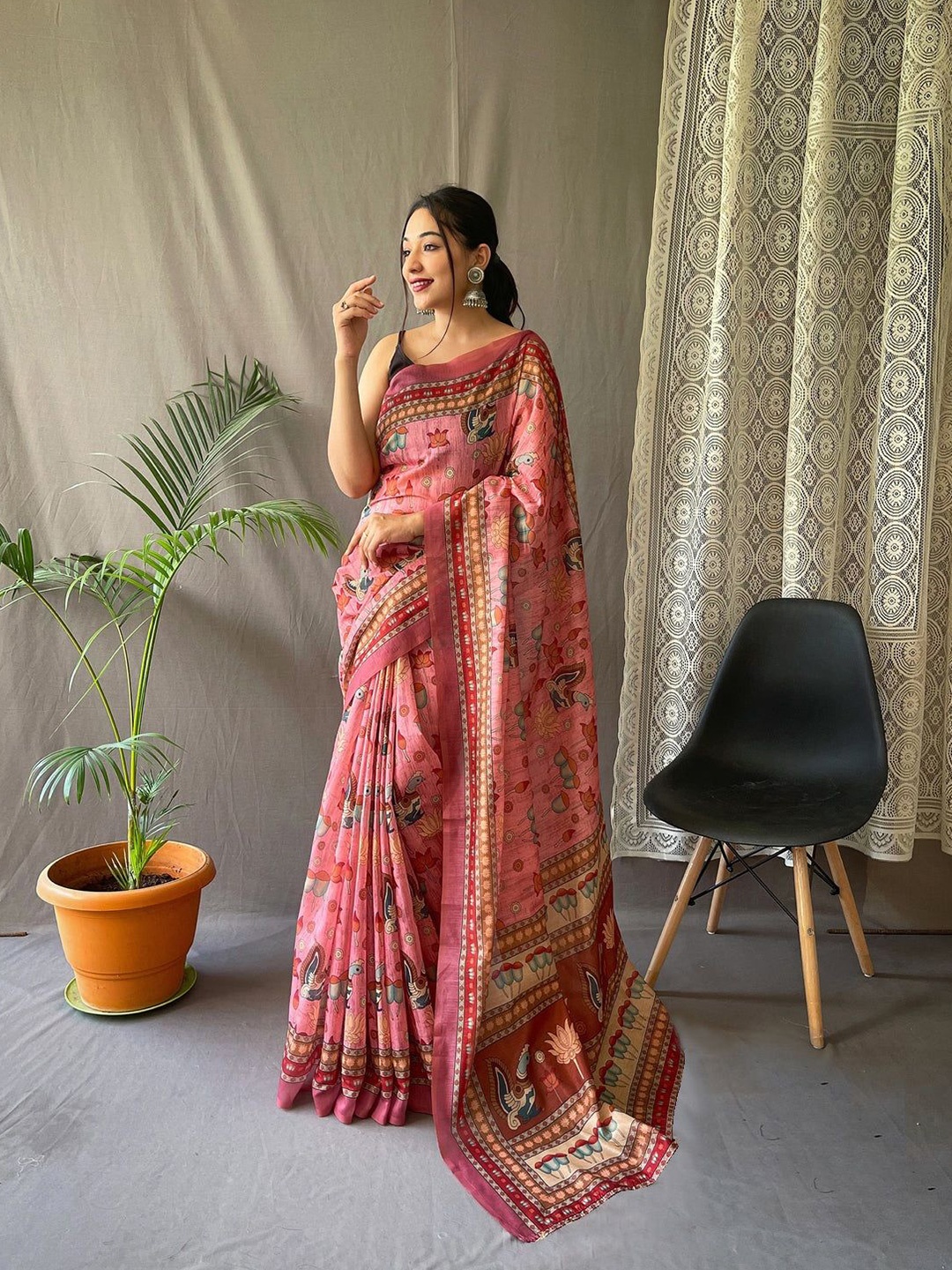 

Iris Ethnic Motifs Printed Pure Cotton Saree, Pink