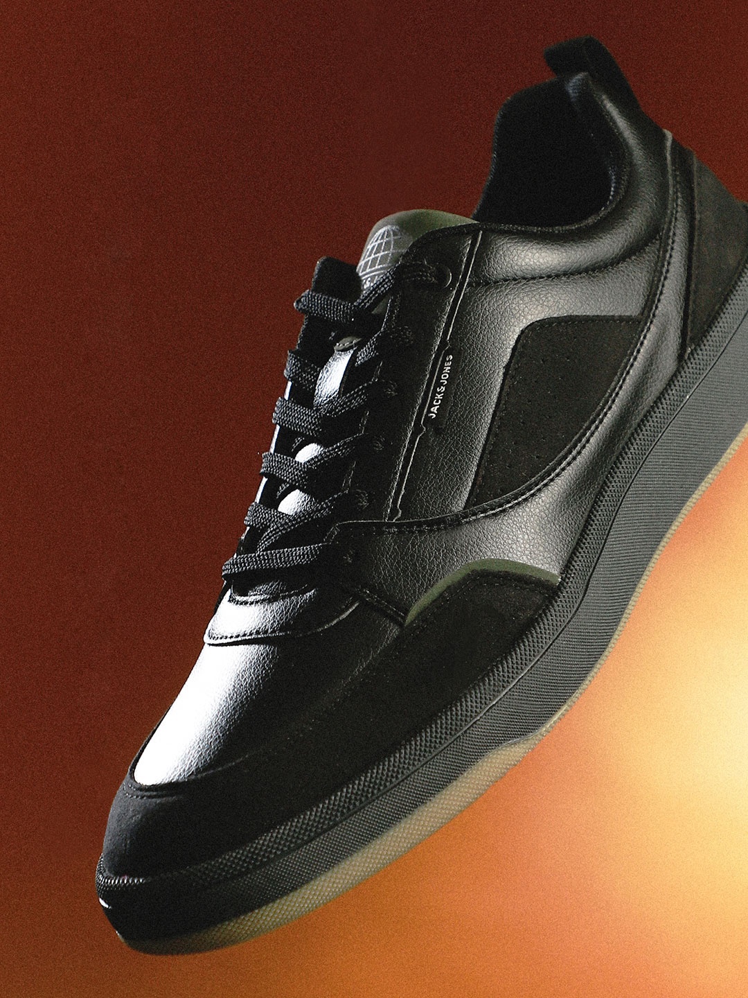 

Jack & Jones Men PU Sneakers, Black