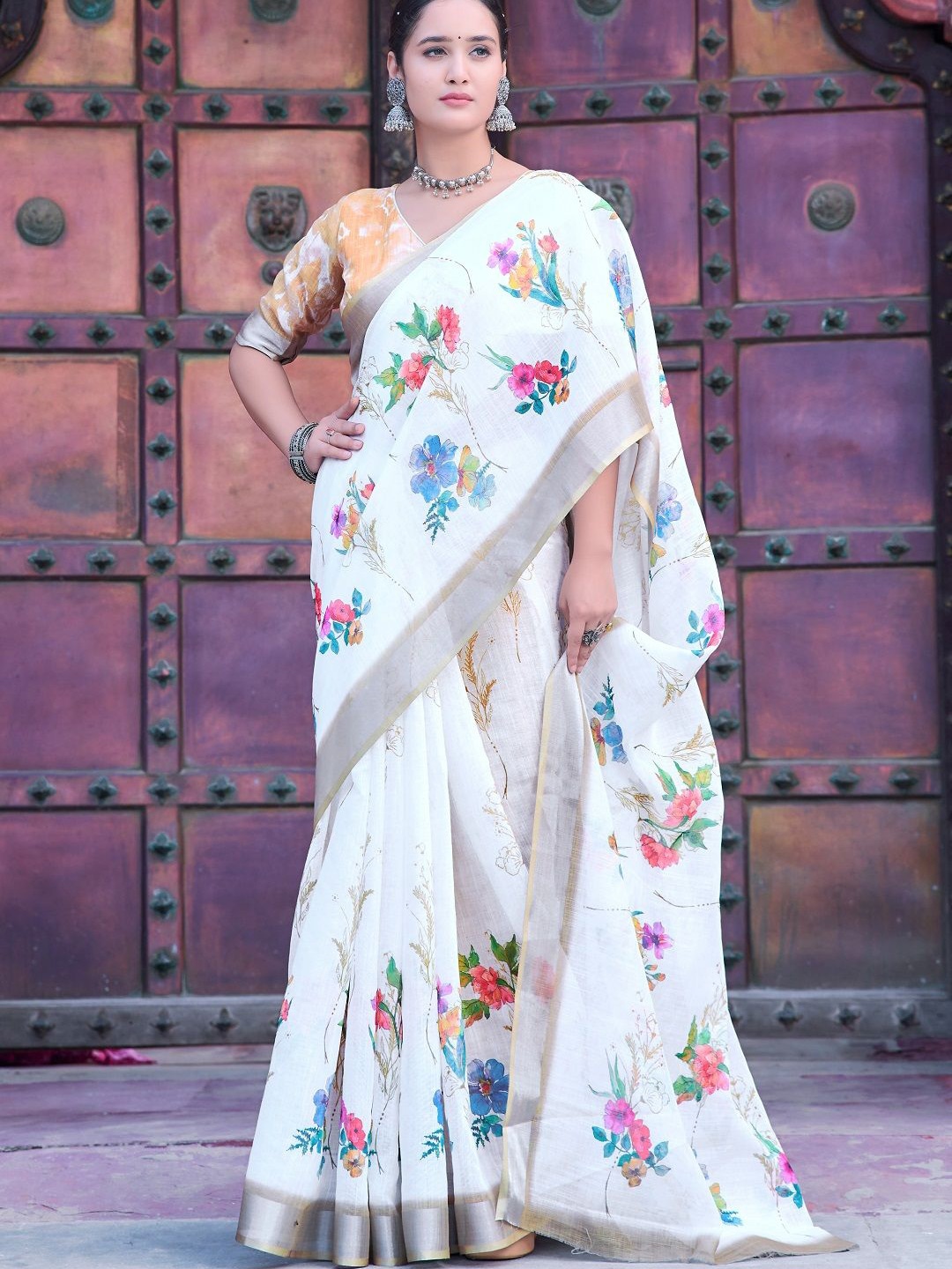 

Iris Floral Pure Cotton Saree, White