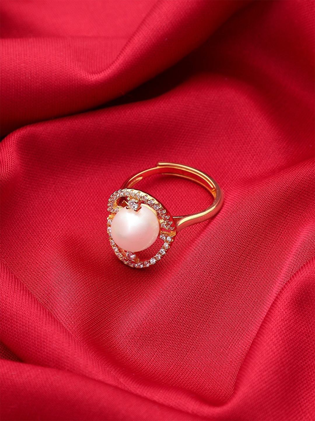 

DIAVO 925 Sterling Silver Gold-Plated Cubic Zirconia Studded & Pearls Beaded Finger Ring