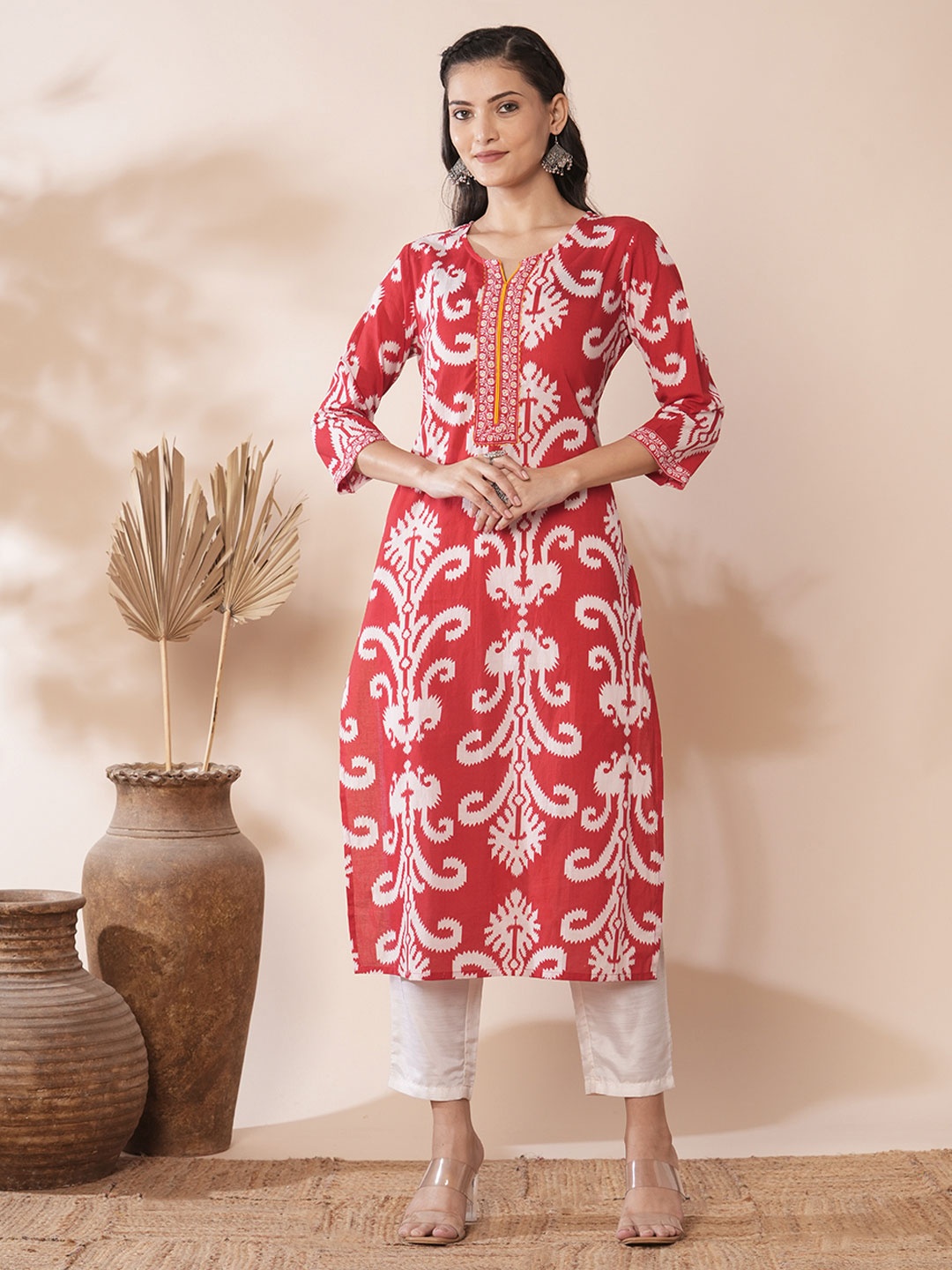 

FASHOR Floral Printed Pure Cotton Notch Neck Straight Kurta, Red
