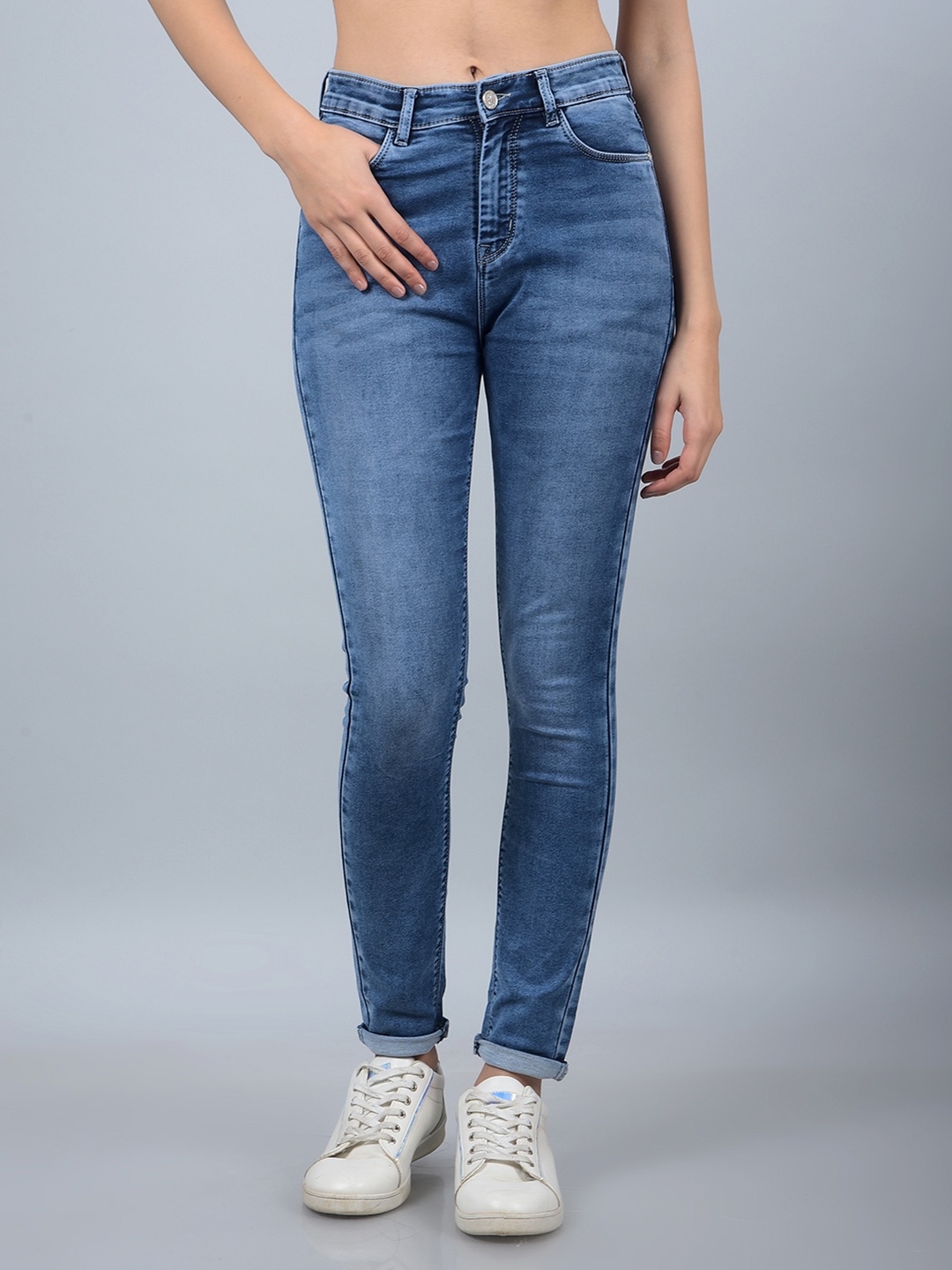 

Crimsoune Club Women Skinny Fit Heavy Fade Stretchable Jeans, Blue